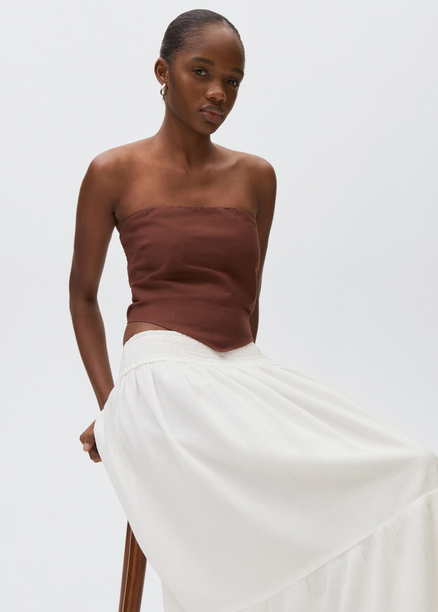 Cotton top with a V-shaped hem - Details of the article 2