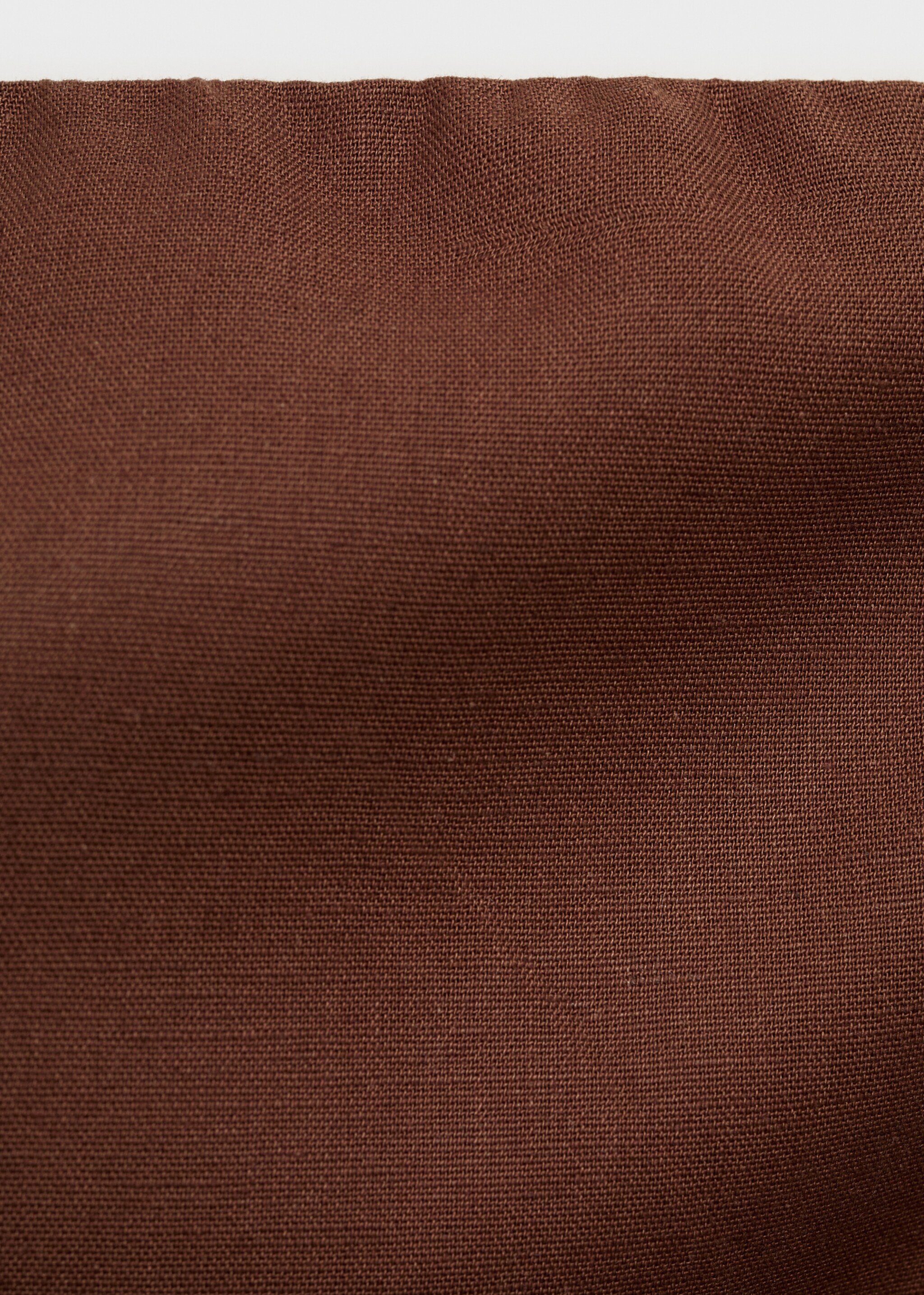 Cotton top with a V-shaped hem - Details of the article 8