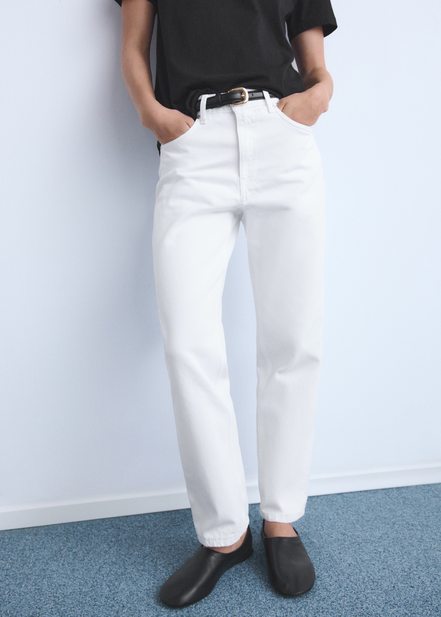 Jeans rectos tiro medio Mujer MANGO España (Península y Baleares)