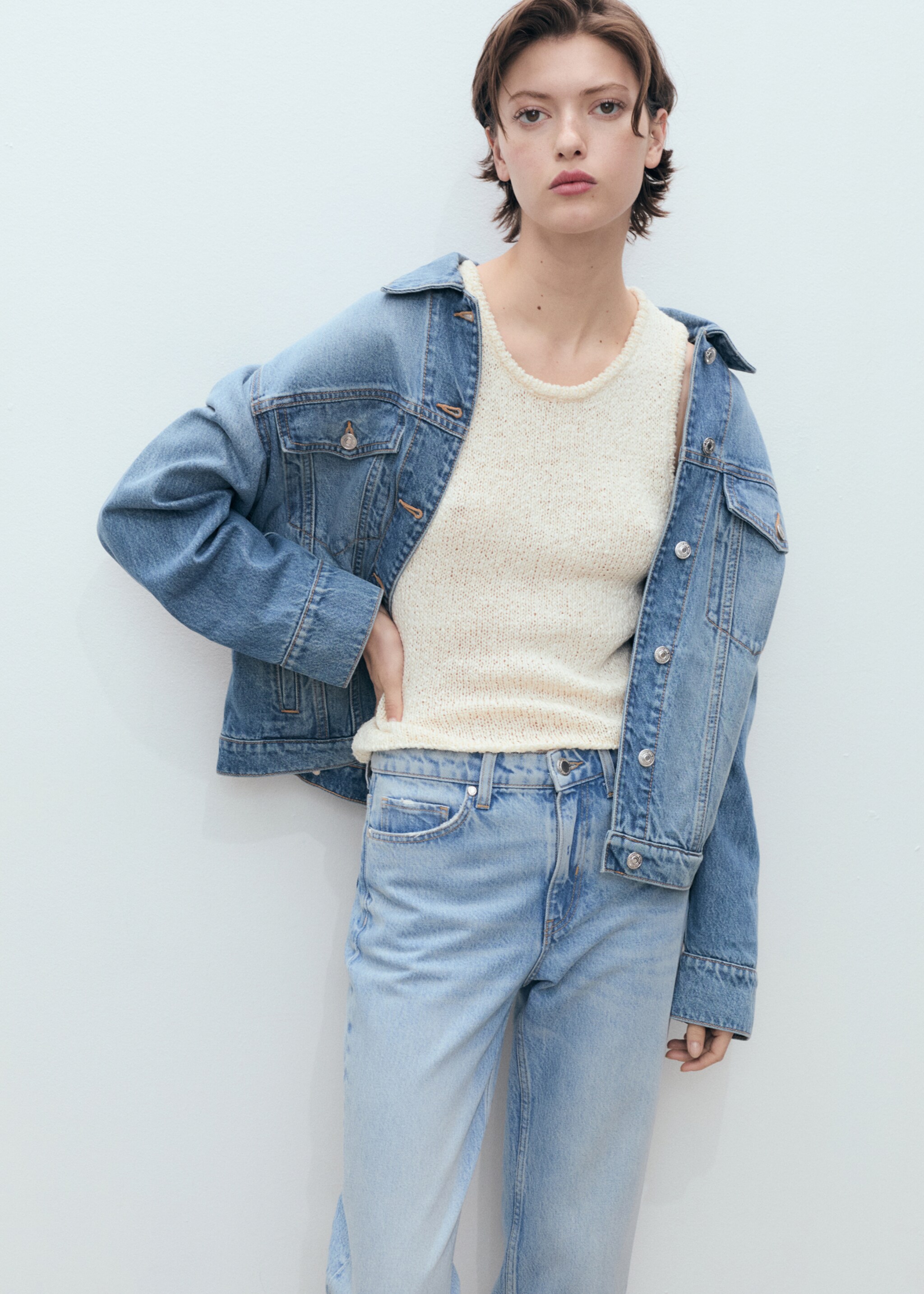 Mid-rise straight jeans - Details of the article 1