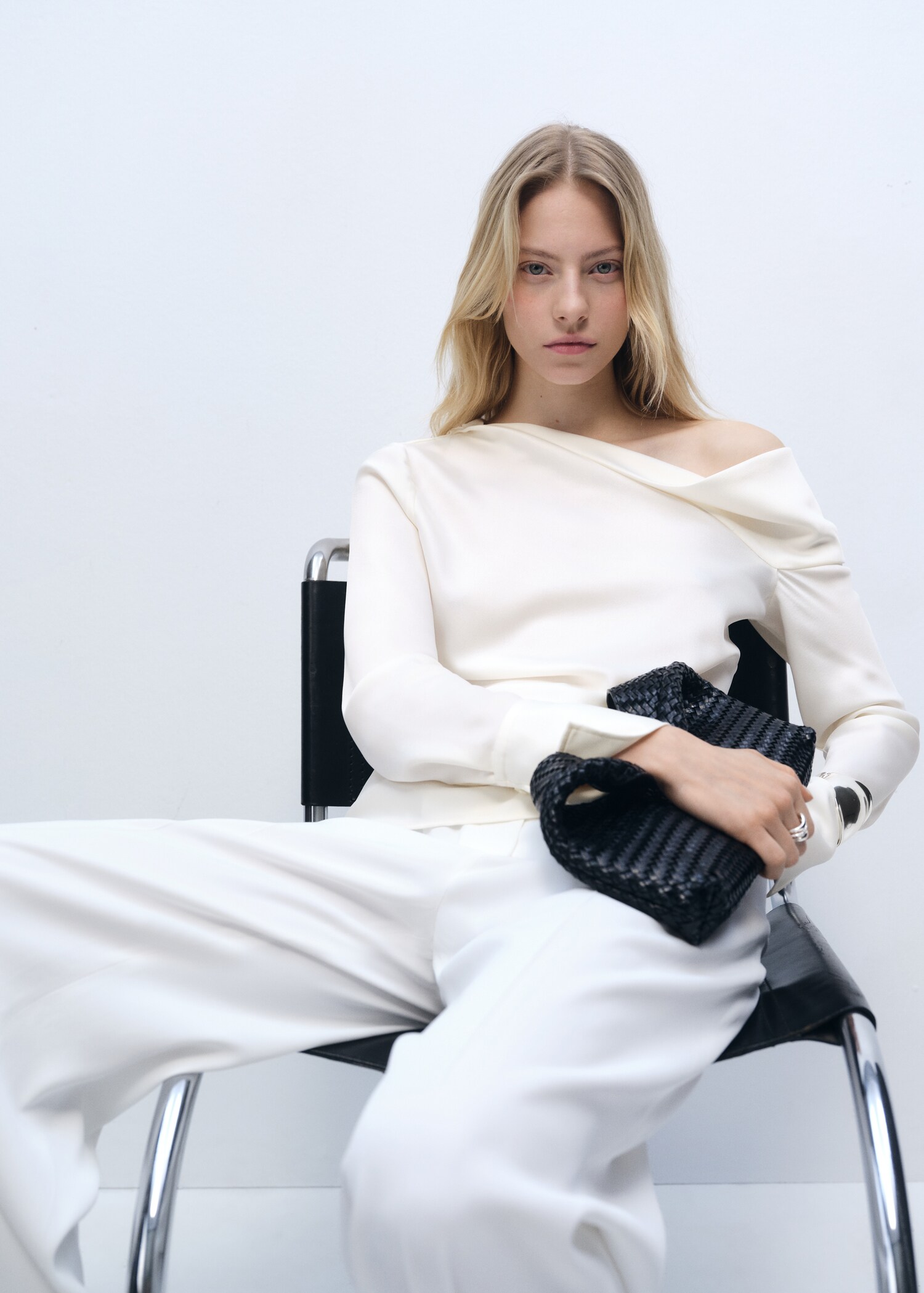 Satin blouse with draped neck - Details of the article 2