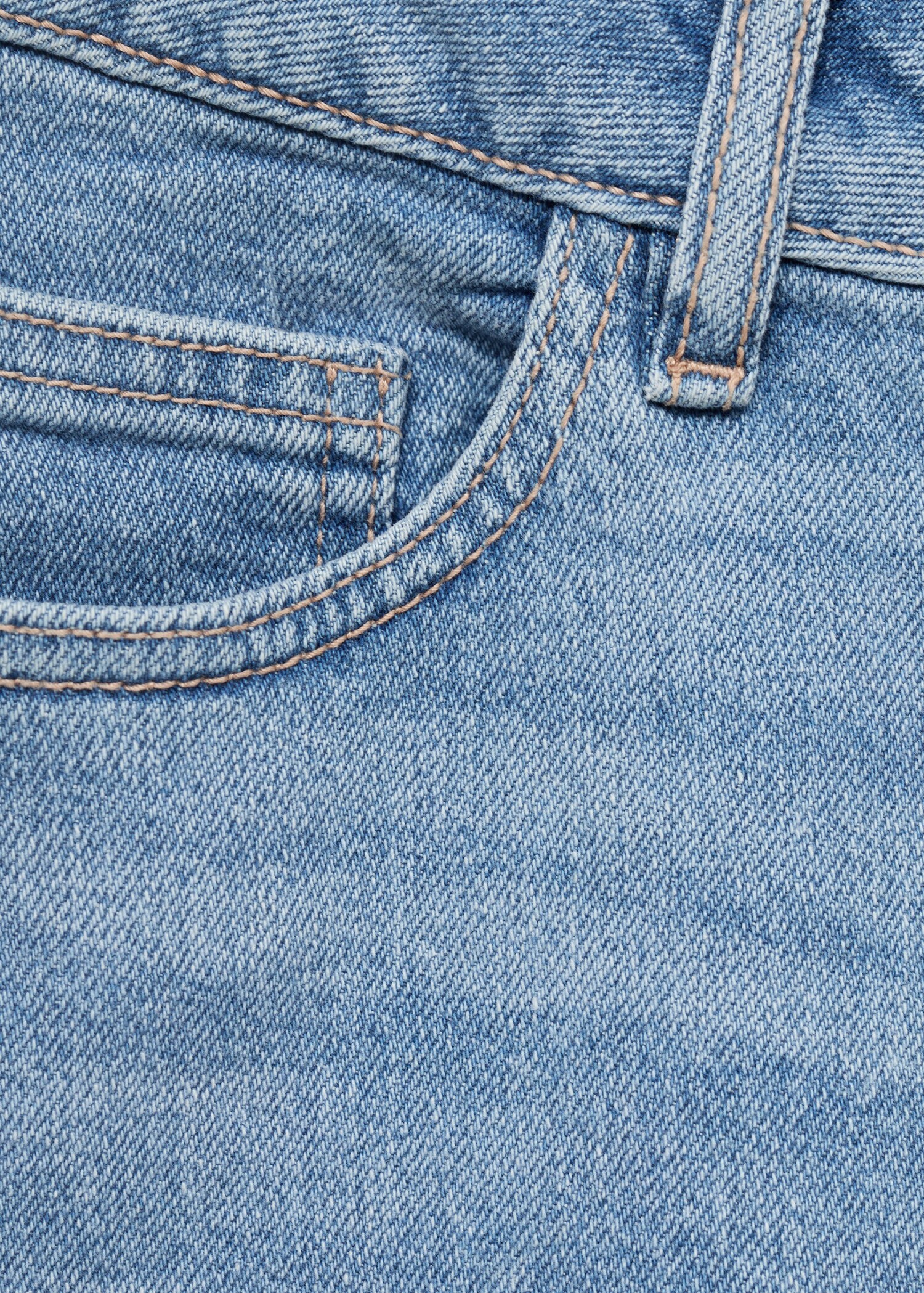 Short en jean à revers - Détail de l'article 0