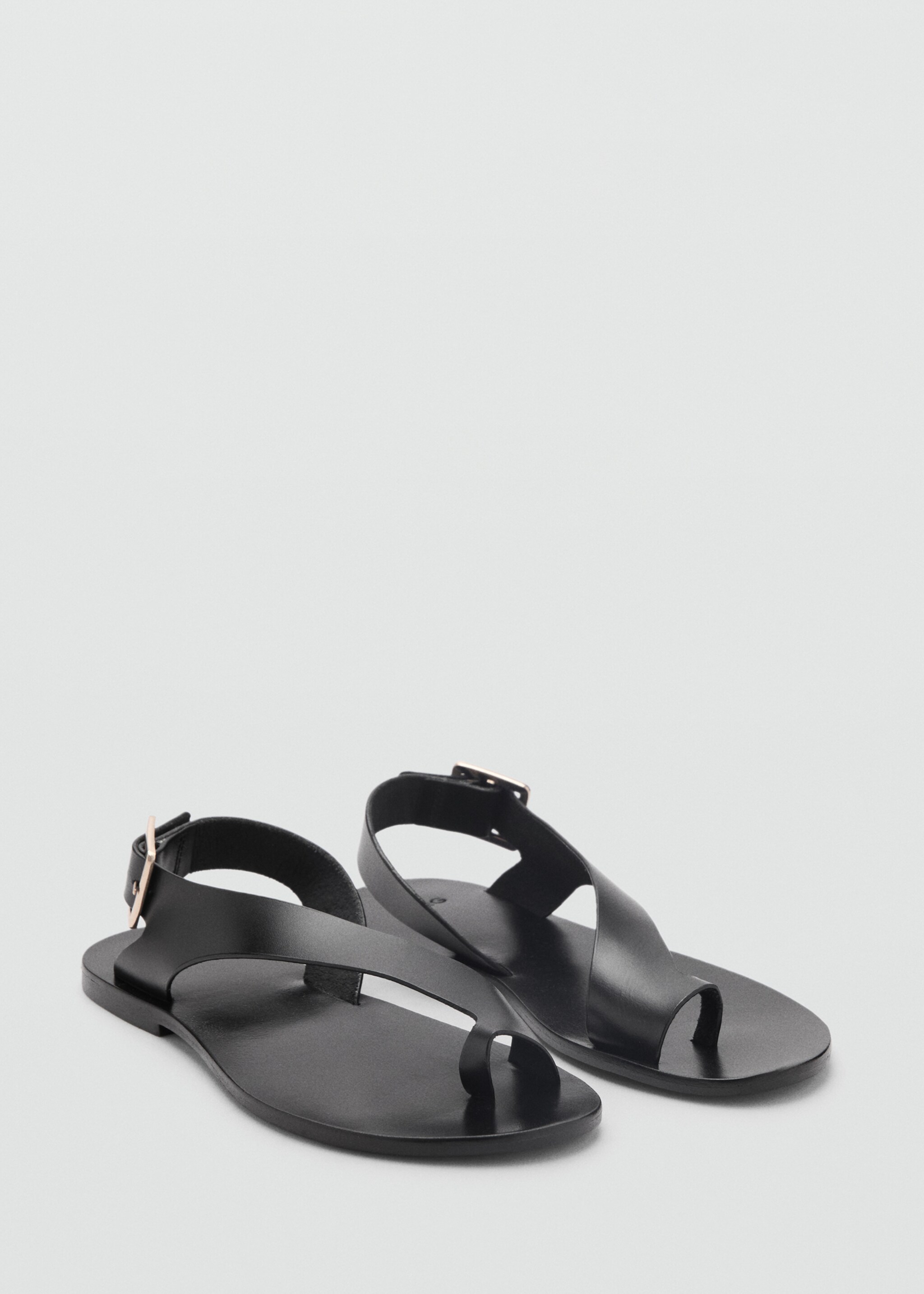 Sandales cuir lanière croisée - Plan moyen