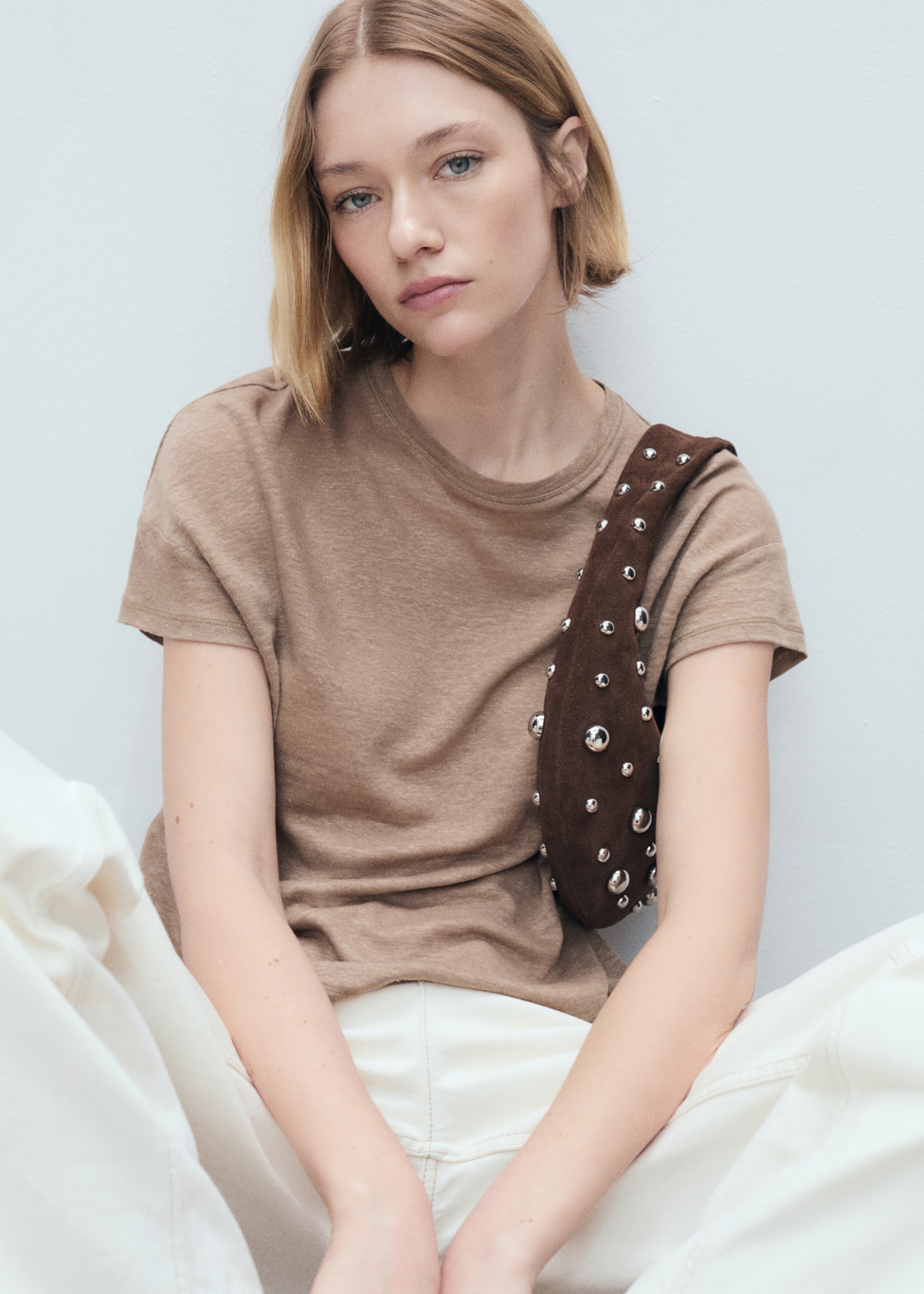 Short-sleeved linen t-shirt - Medium plane