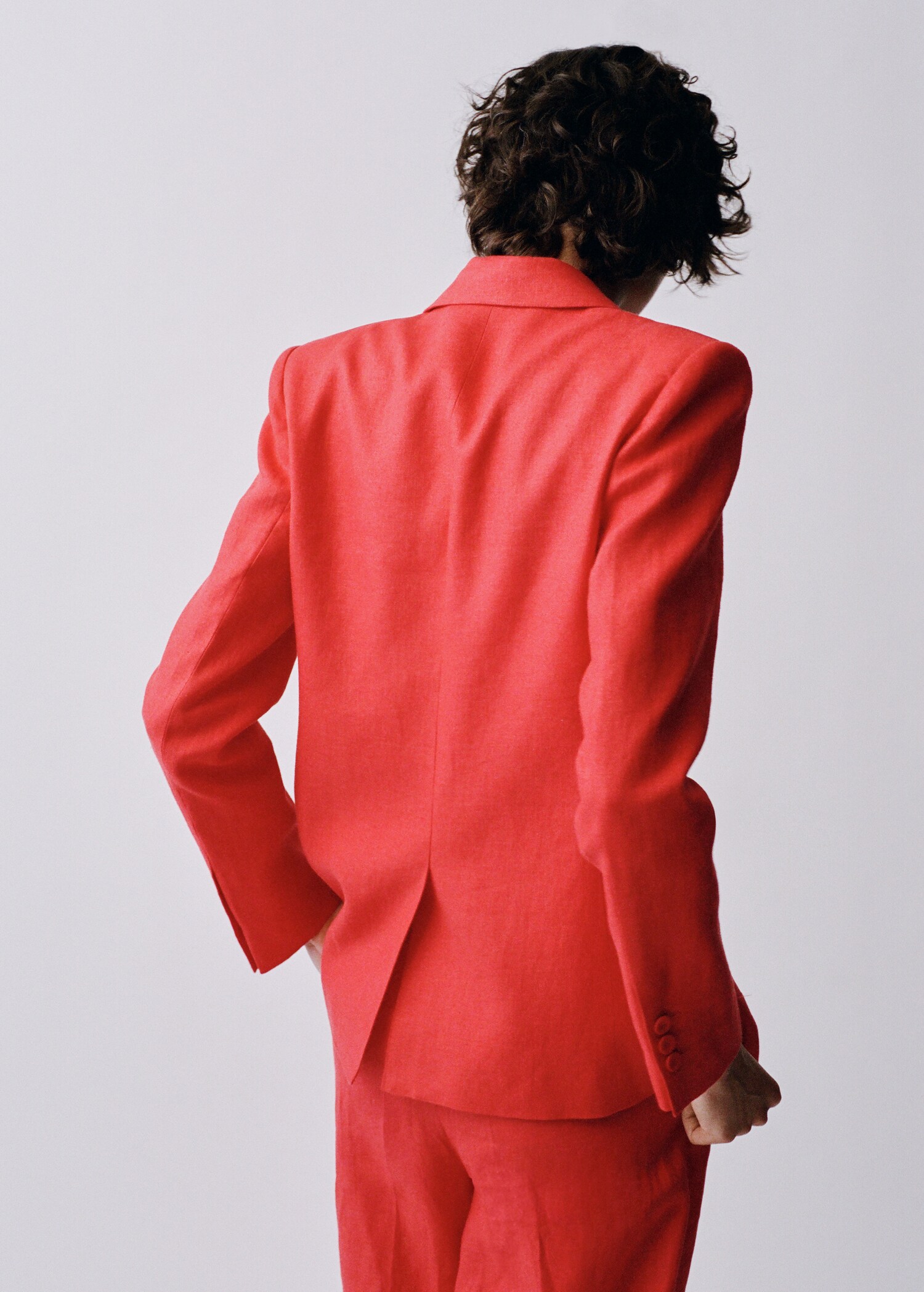 Double-breasted linen suit jacket - Details of the article 7