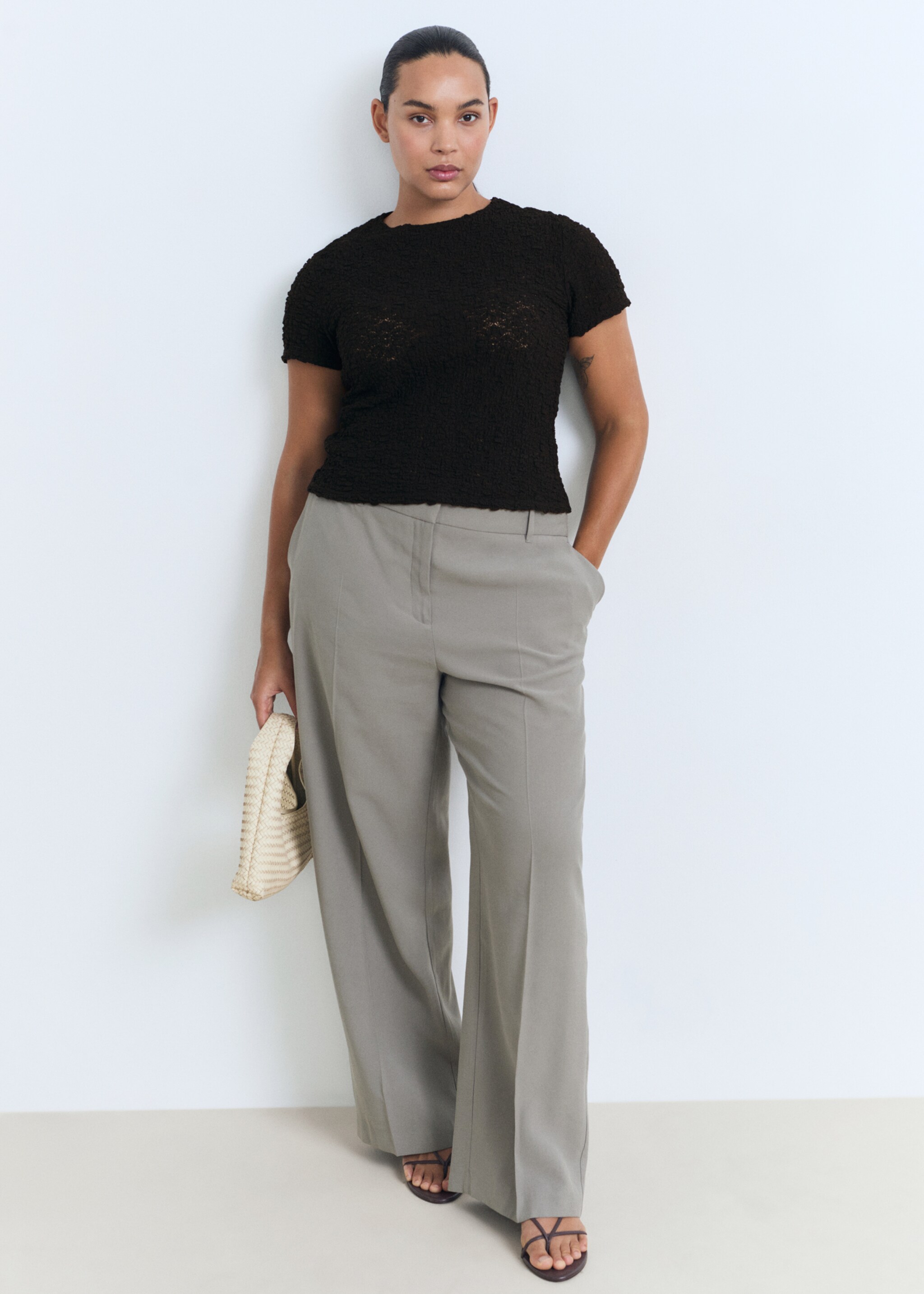 Textured cotton-blend t-shirt - Details of the article 3
