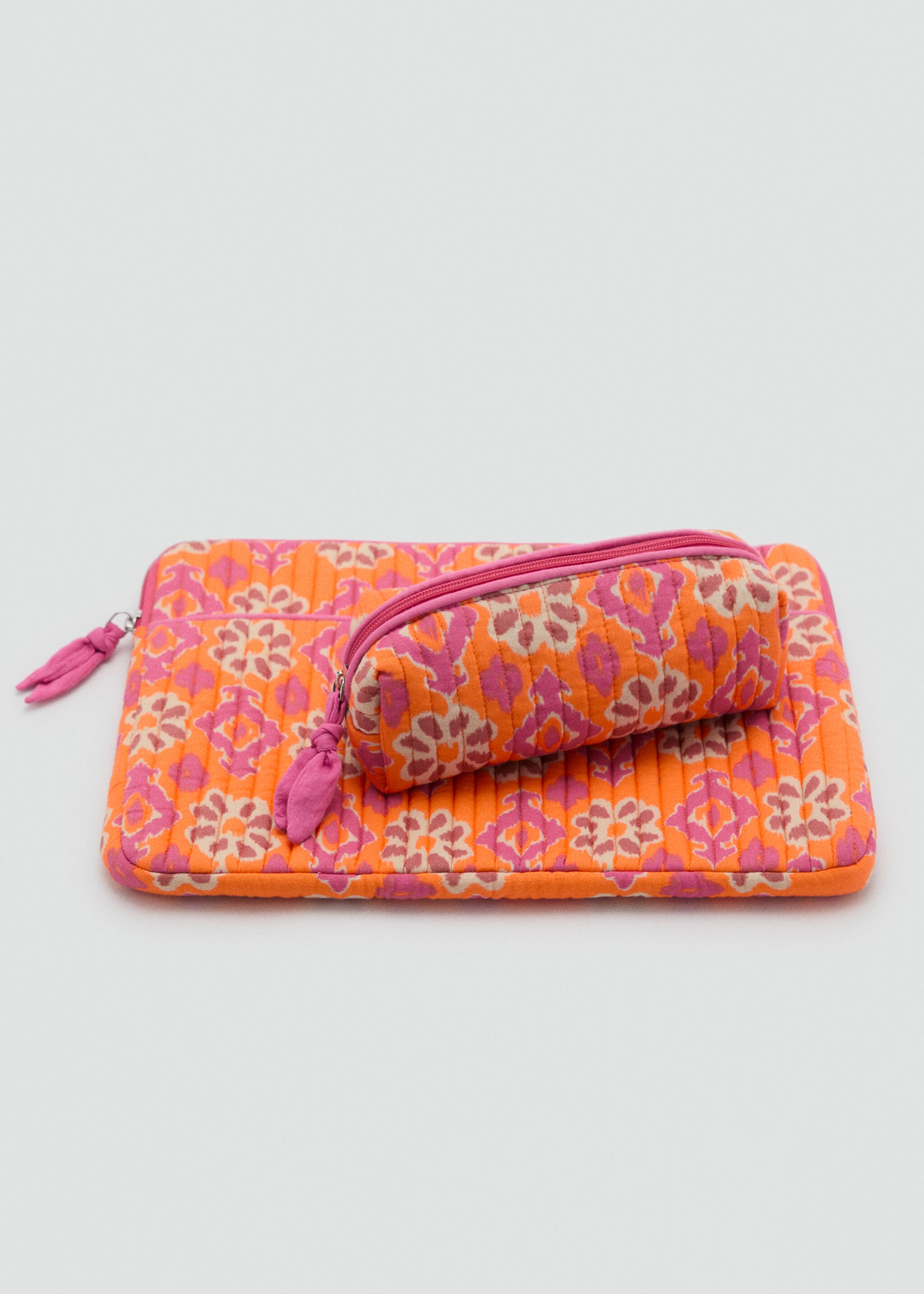 Gestepptes Etui - Detail des Artikels 2