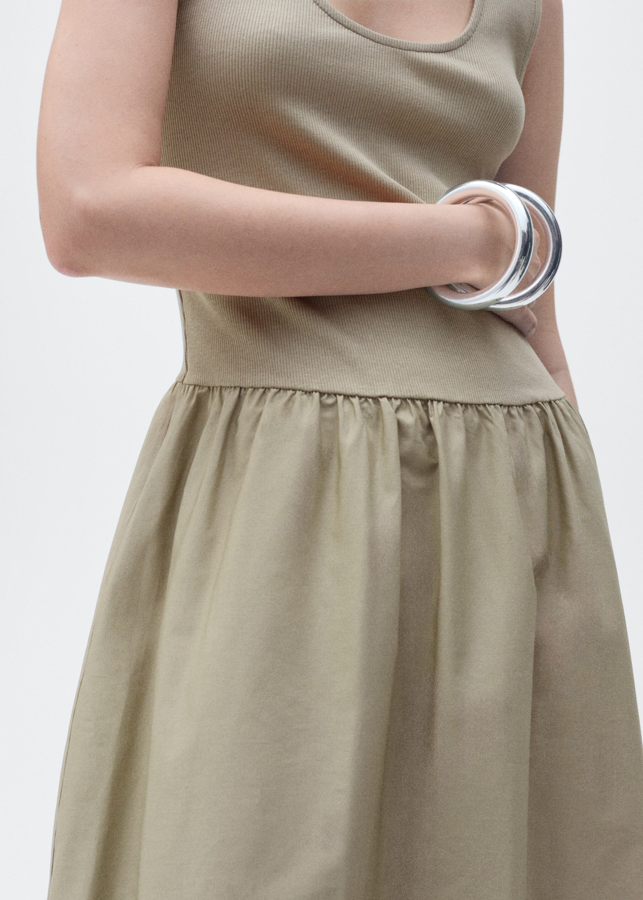 Flared dress in combined fabric - Details of the article 6