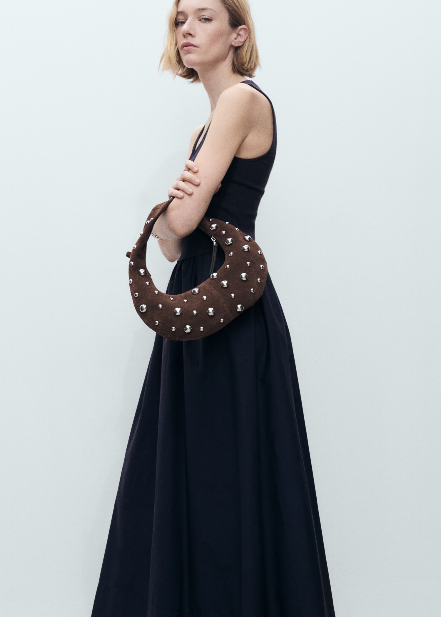 Evasé-Kleid aus kombiniertem Stoff - Mittlere Ansicht