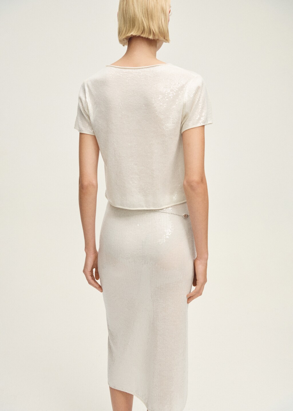 Knitted pencil skirt with sequins - image 3