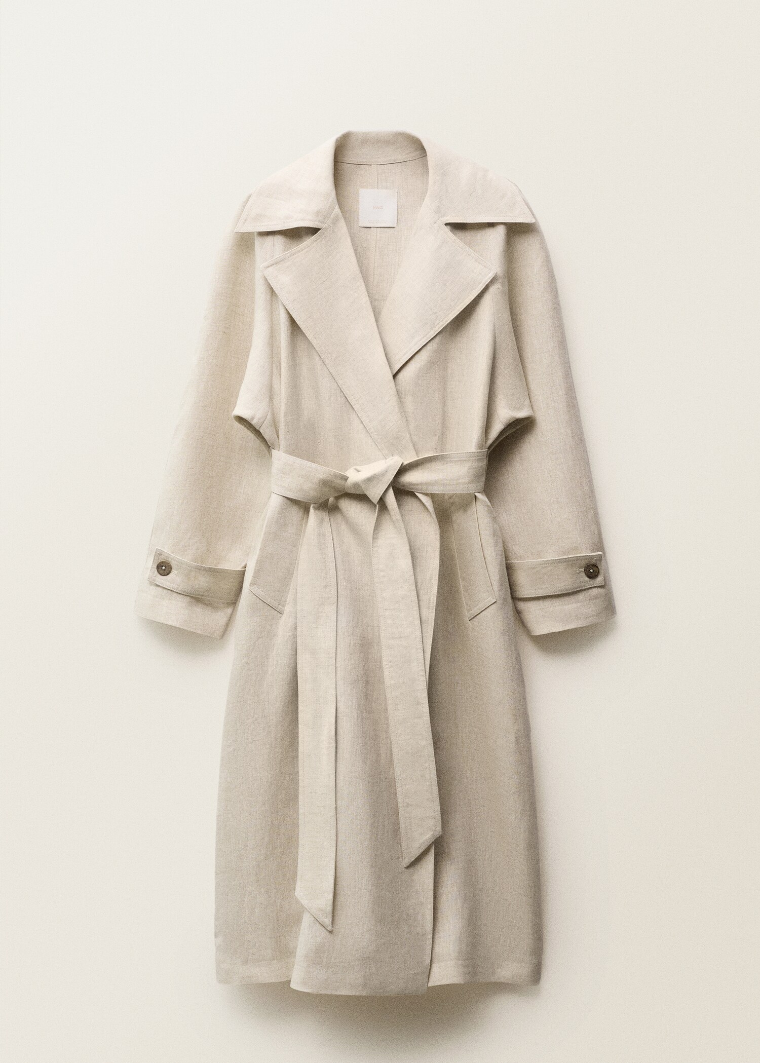 Linen trench coat with pronounced lapels - Article without model