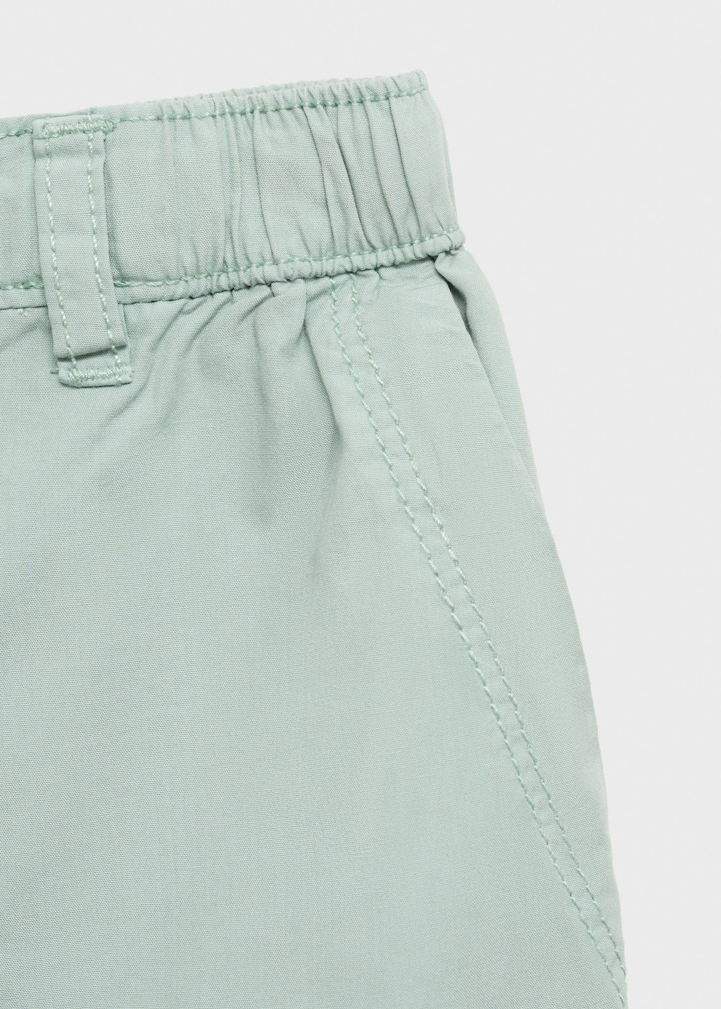 Elastic waist Bermuda shorts