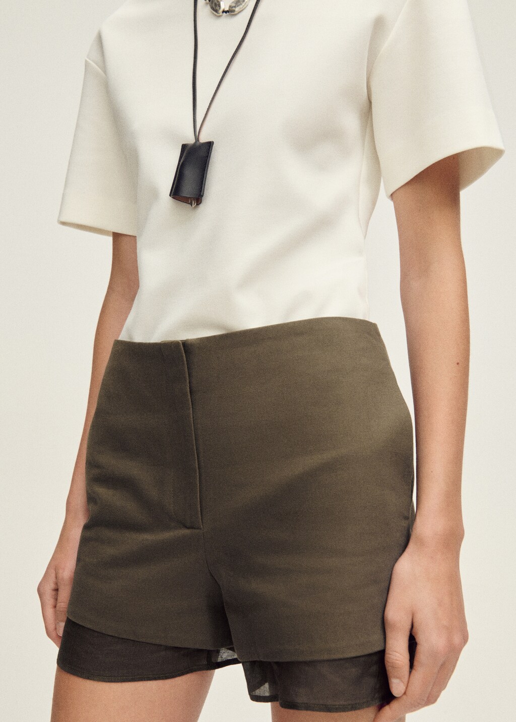 Mango Combined linen-blend shorts thumbnail