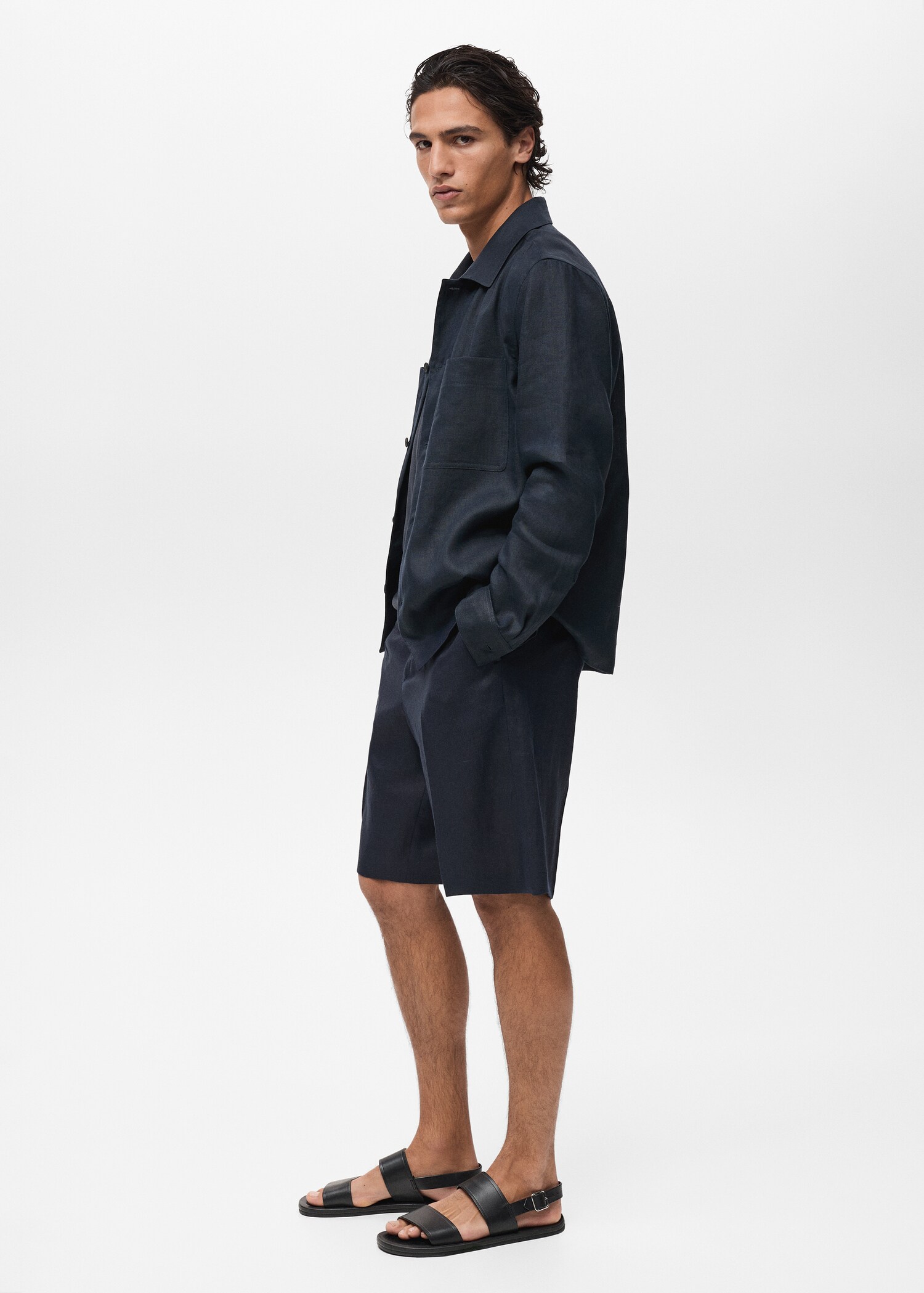 100% linen overshirt with pockets - Details of the article 2