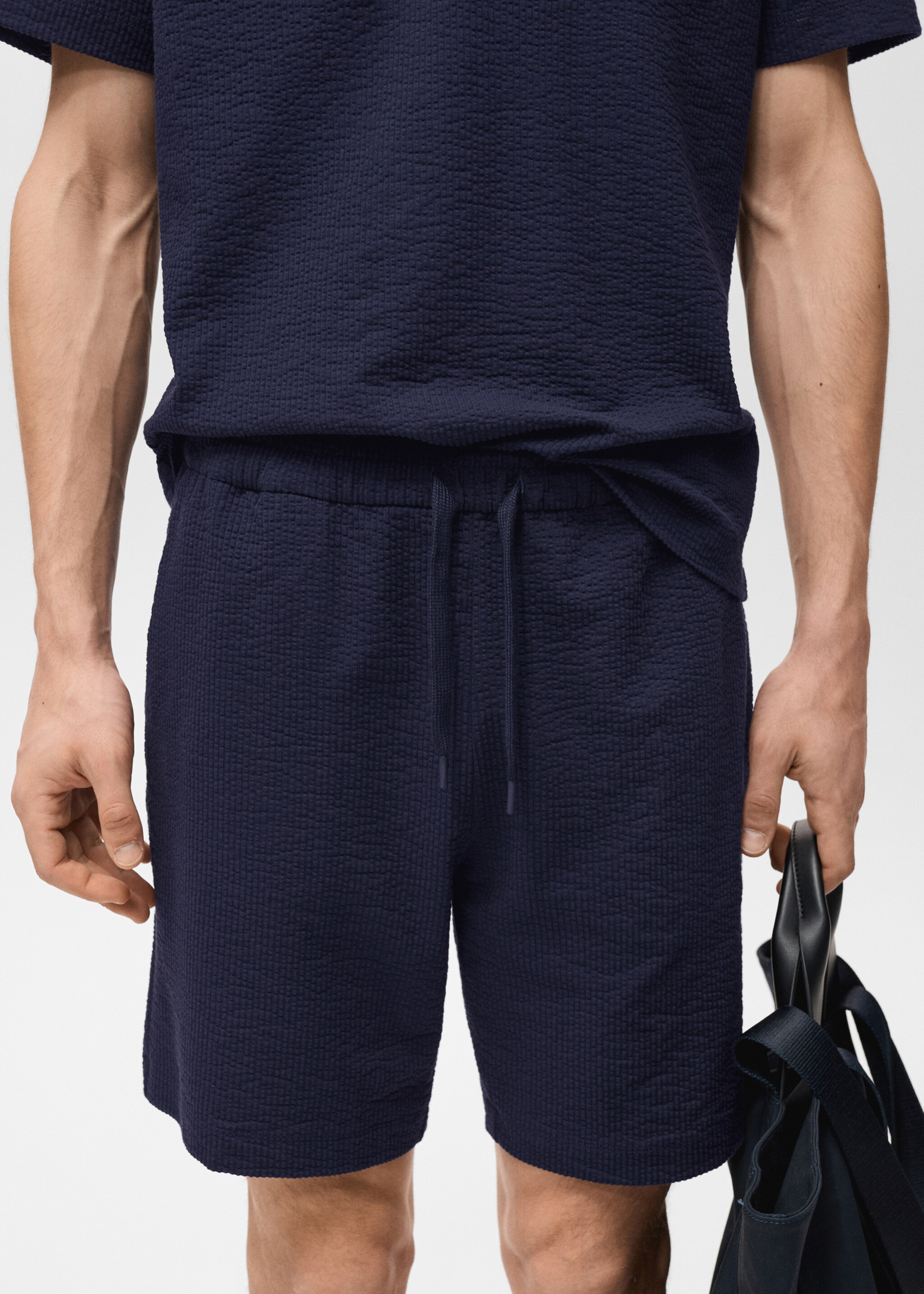 Seersucker shorts with drawstring - Details of the article 1