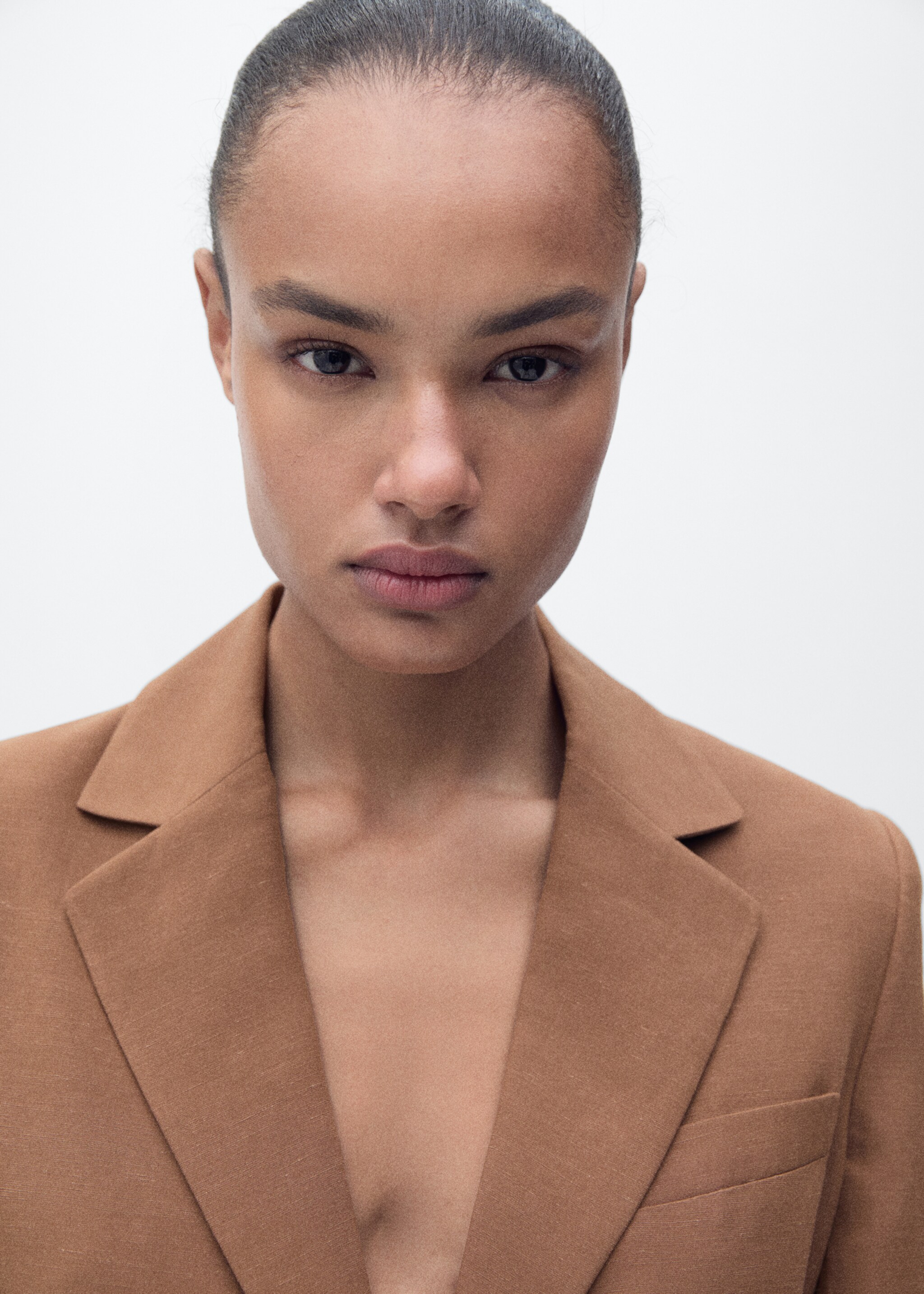 Linen-blend suit jacket with belt - Details of the article 2
