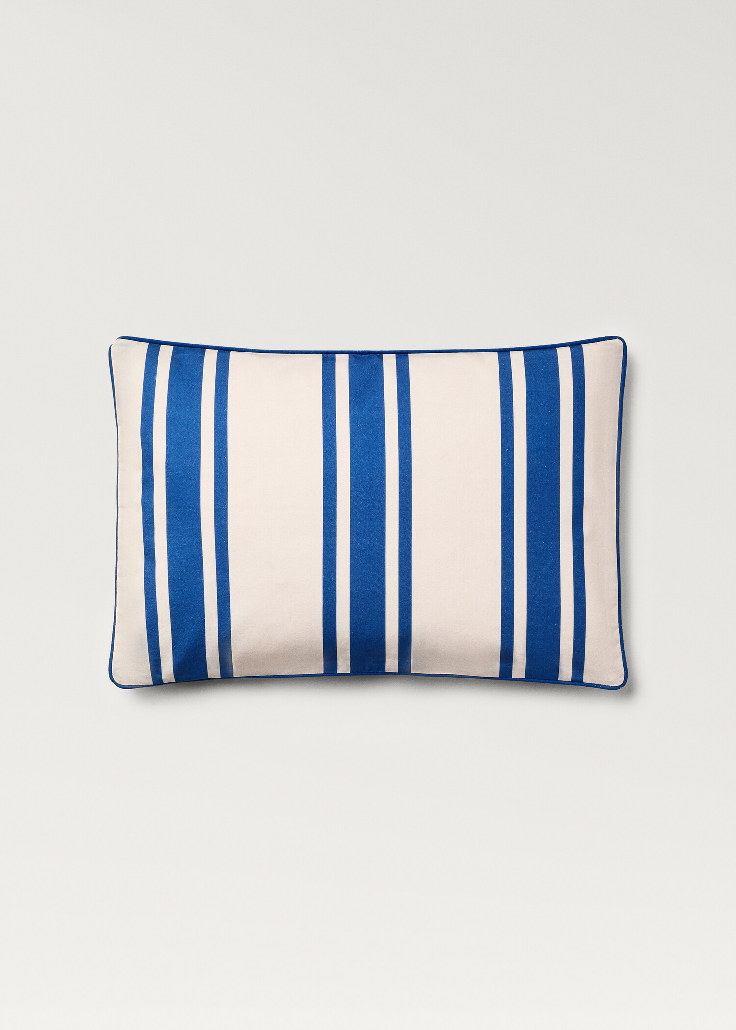 Waterproof striped cushion cover 40x60 cm - Article without model