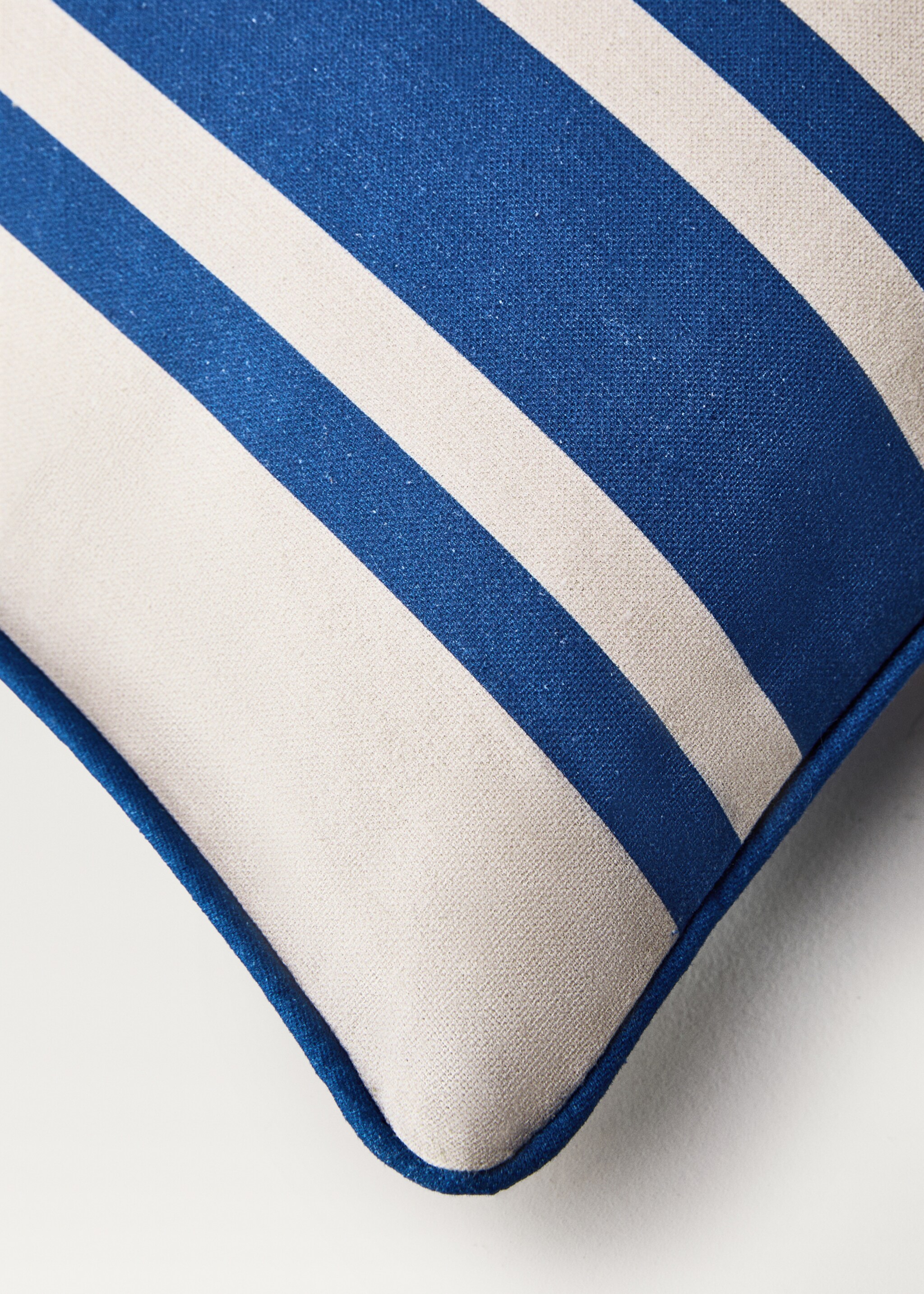 Waterproof striped cushion cover 40x60 cm - Details of the article 2