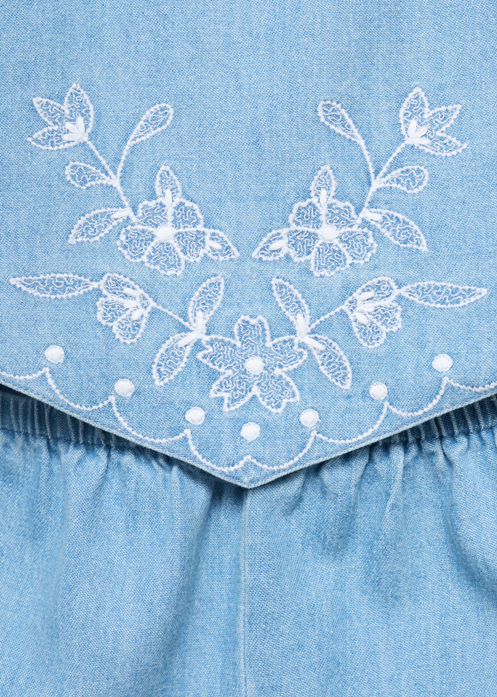 Combinaison en jean détail brodé - Détail de l'article 8