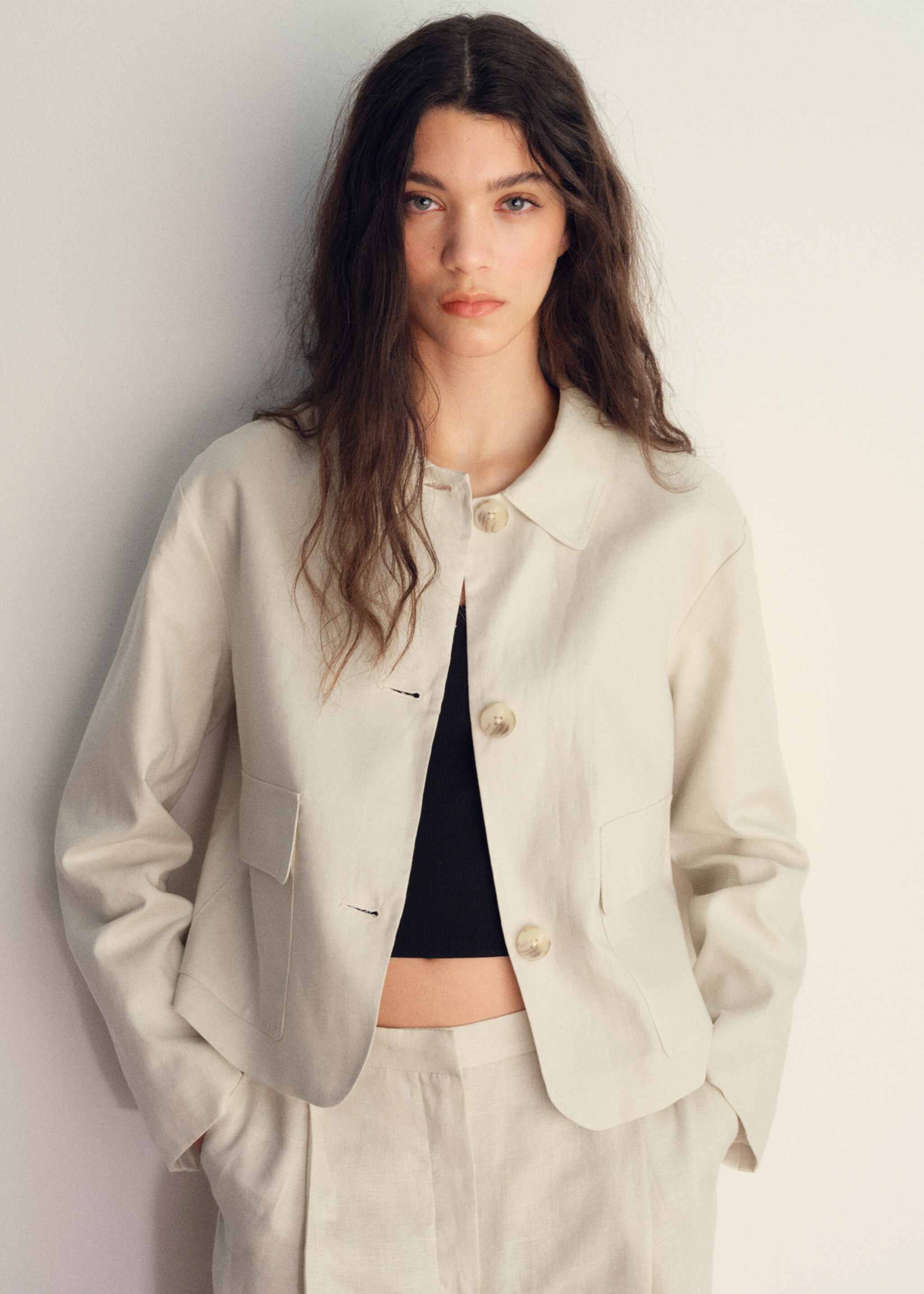 Leinenjacke mit Taschen - Mittlere Ansicht