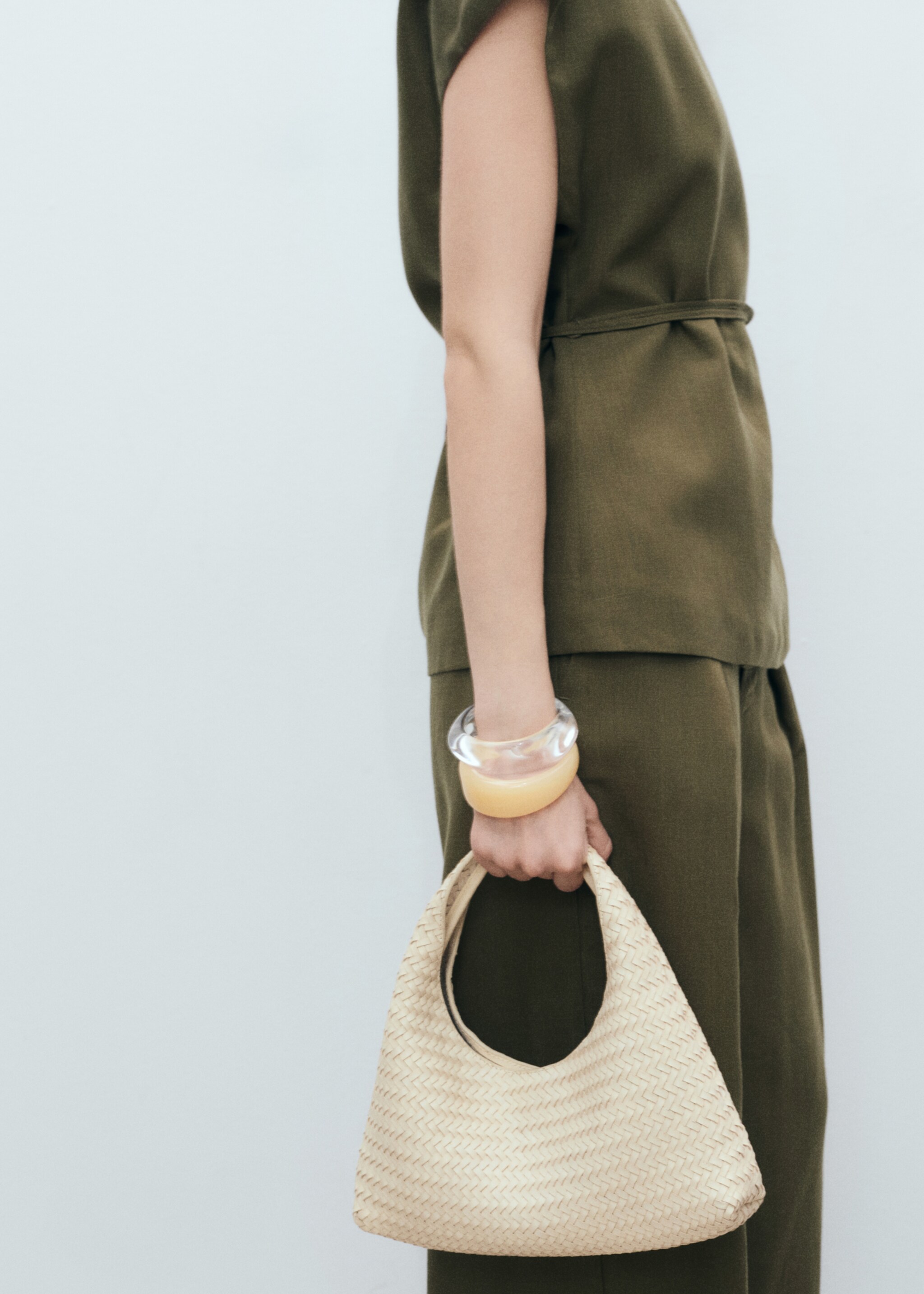 Linen-blend pleated trousers - Details of the article 2