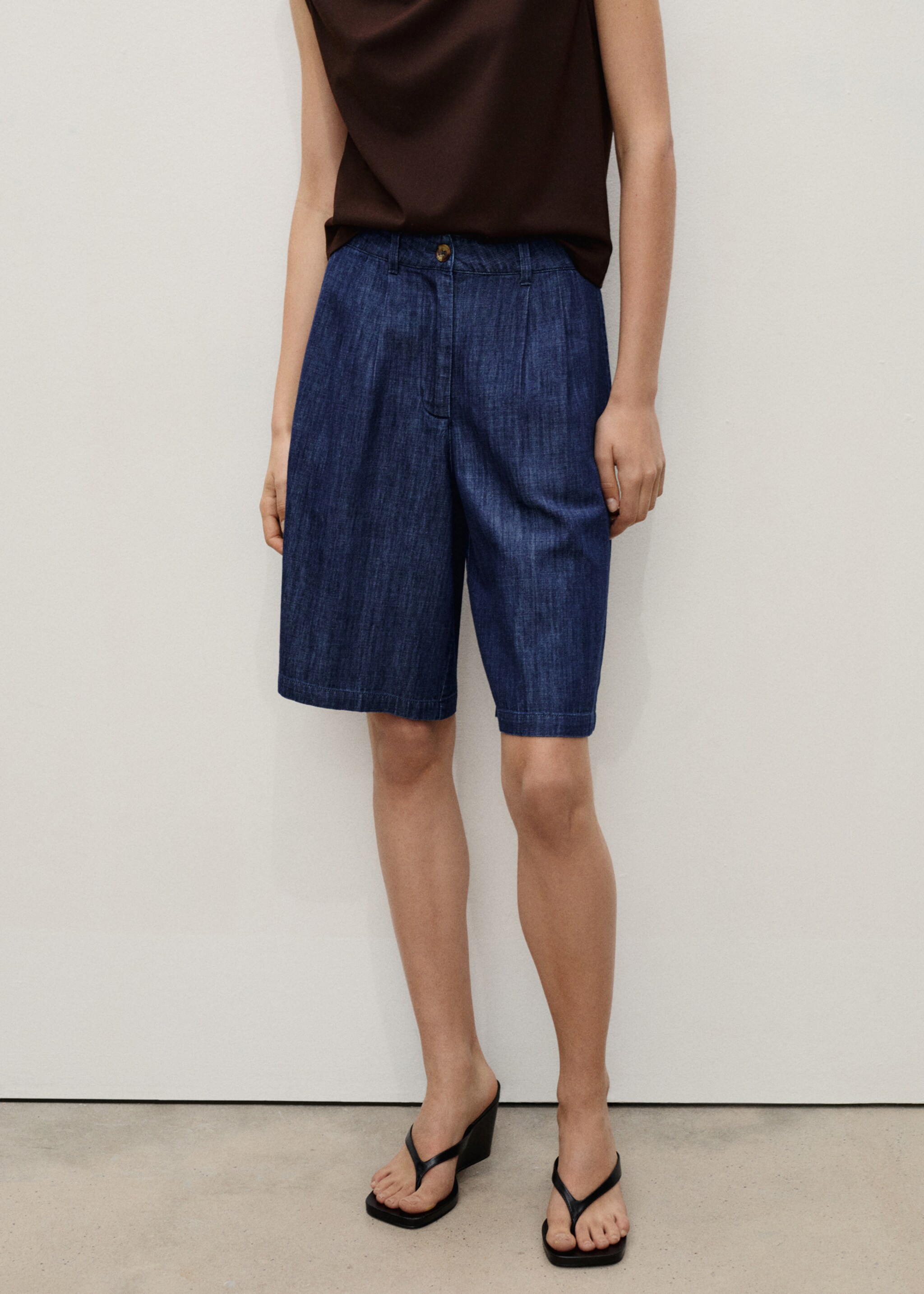Straight-fit rinse-wash denim bermuda shorts - Medium plane