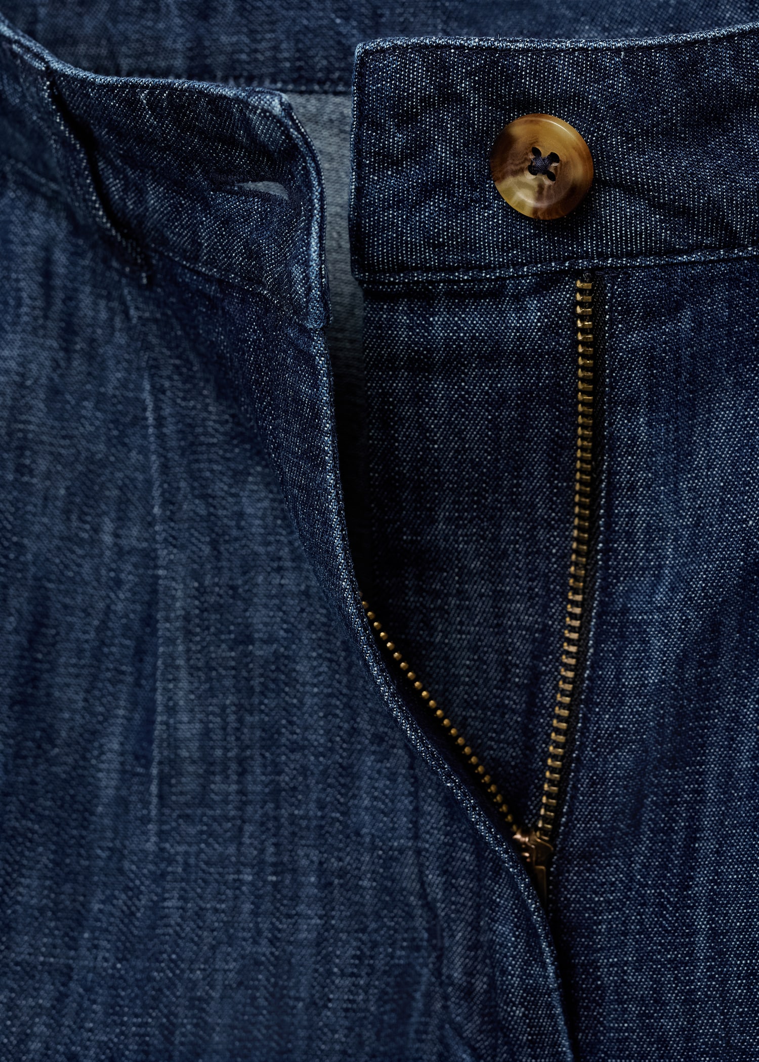 Straight-fit rinse-wash denim bermuda shorts - Details of the article 8