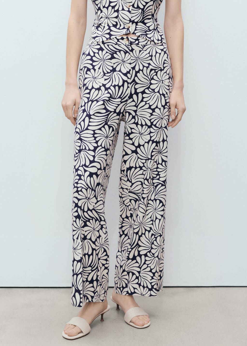 Floral linen pants
