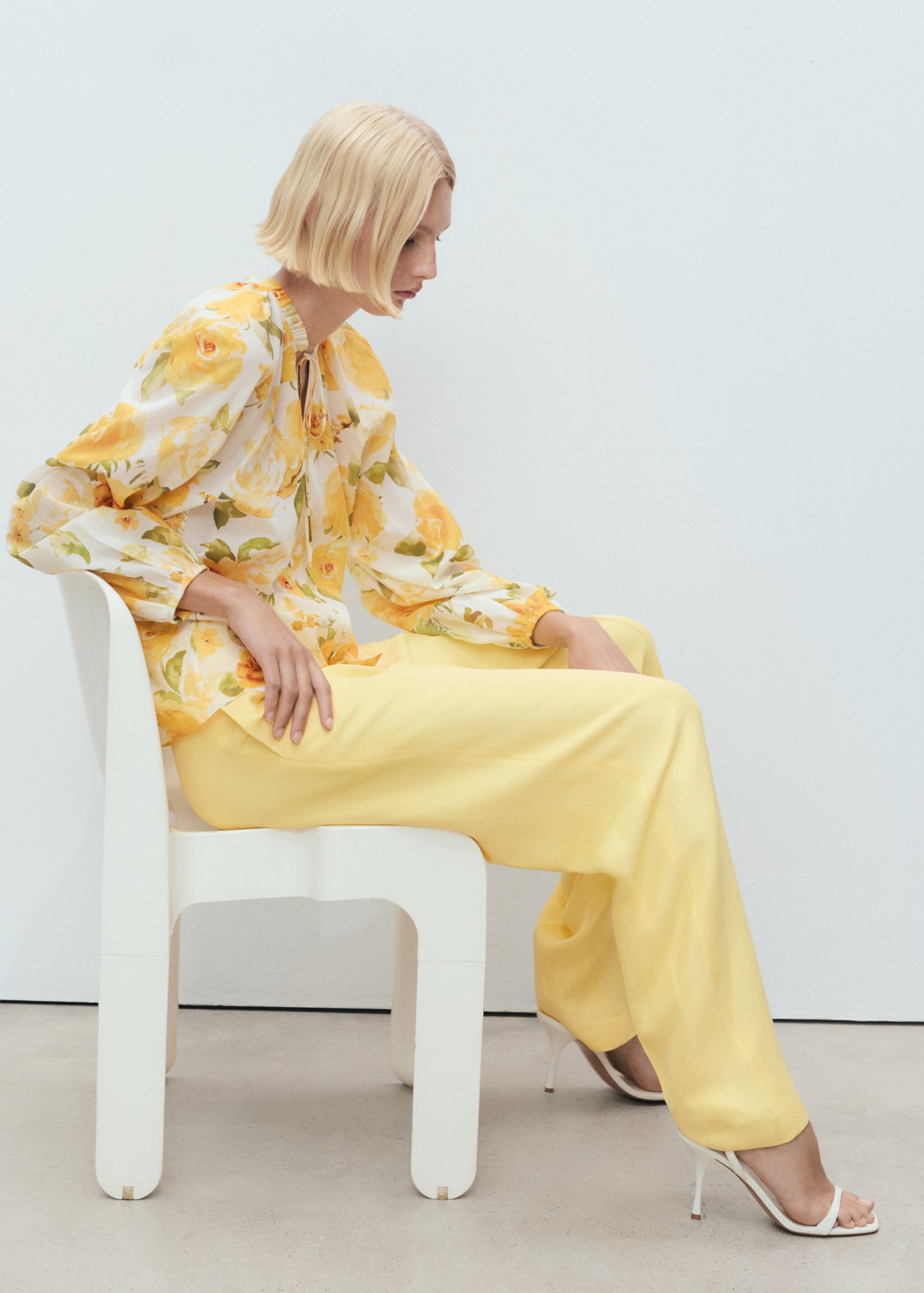 Floral cotton blouse - Details of the article 2