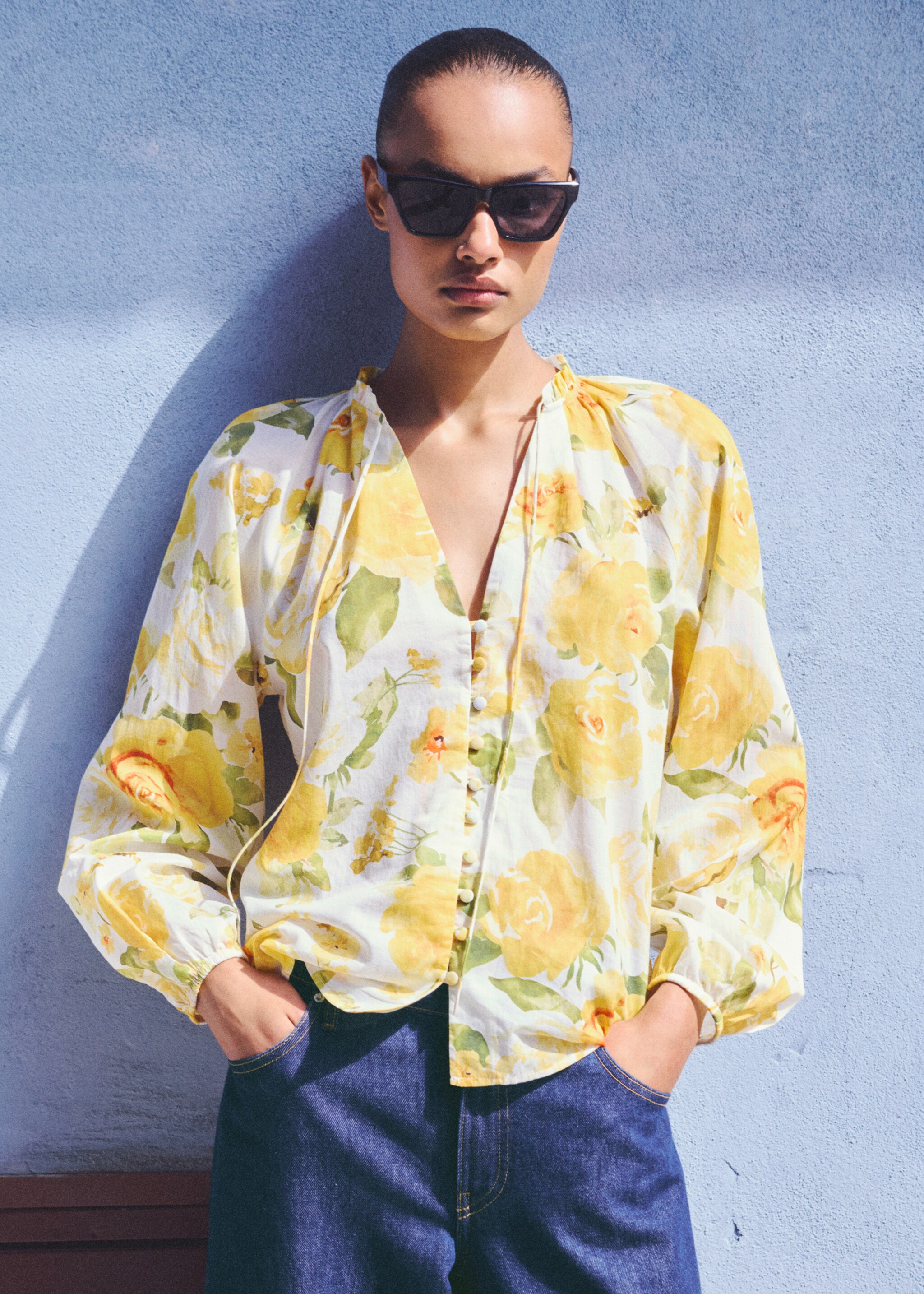 Floral cotton blouse - Details of the article 6