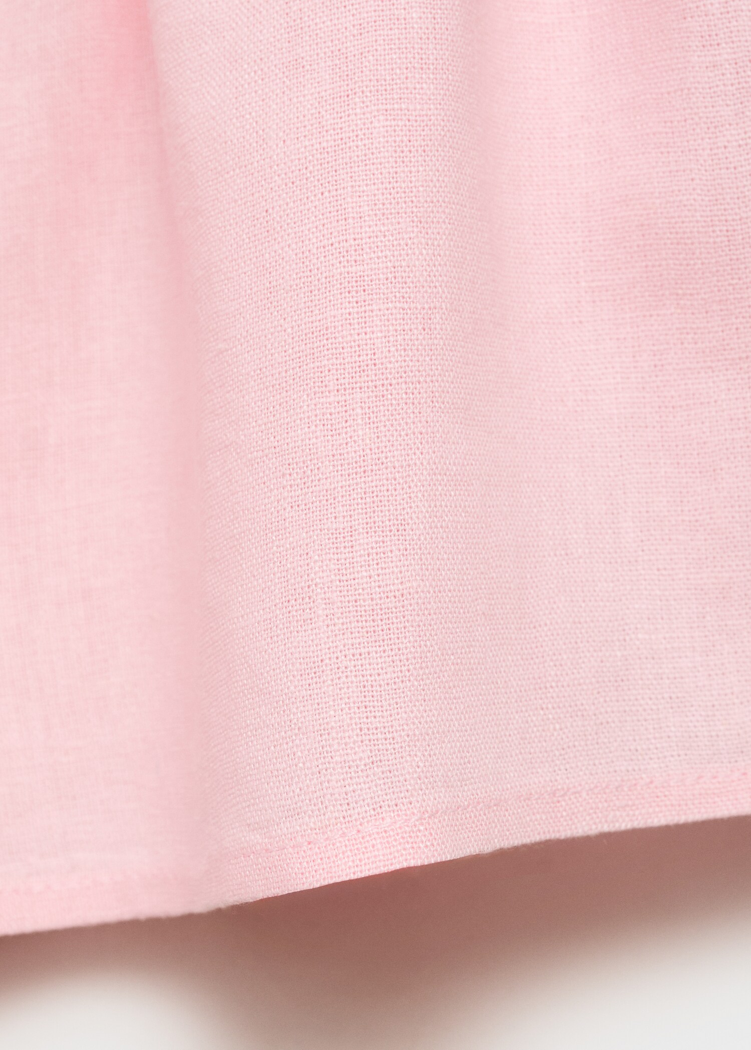 Linen shorts with draped waist - Details of the article 8