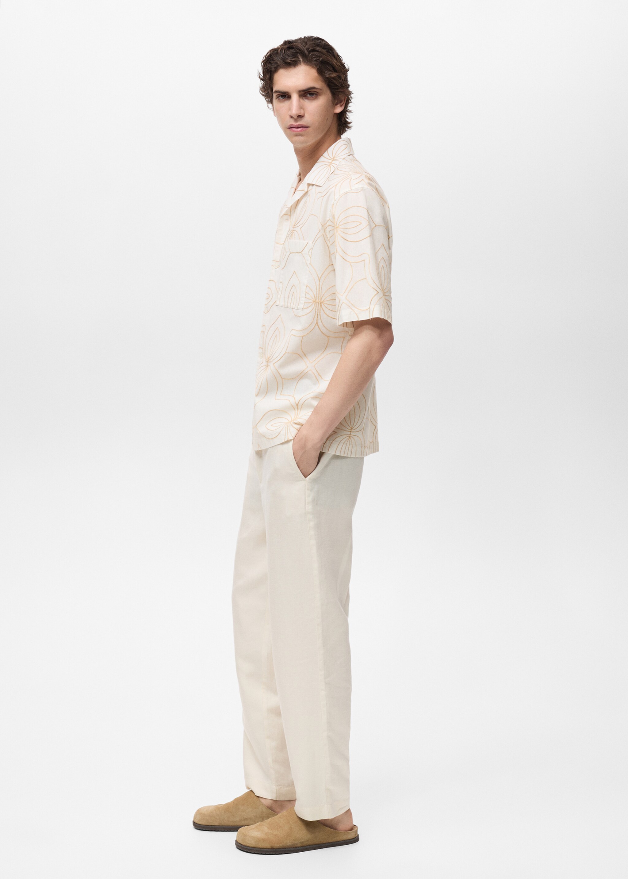 Shirt with embroidered bowling collar - Details of the article 2