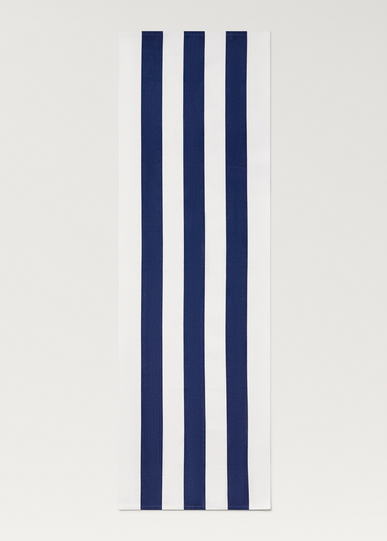 Cotton two-tone striped table runner - Details of the article 2