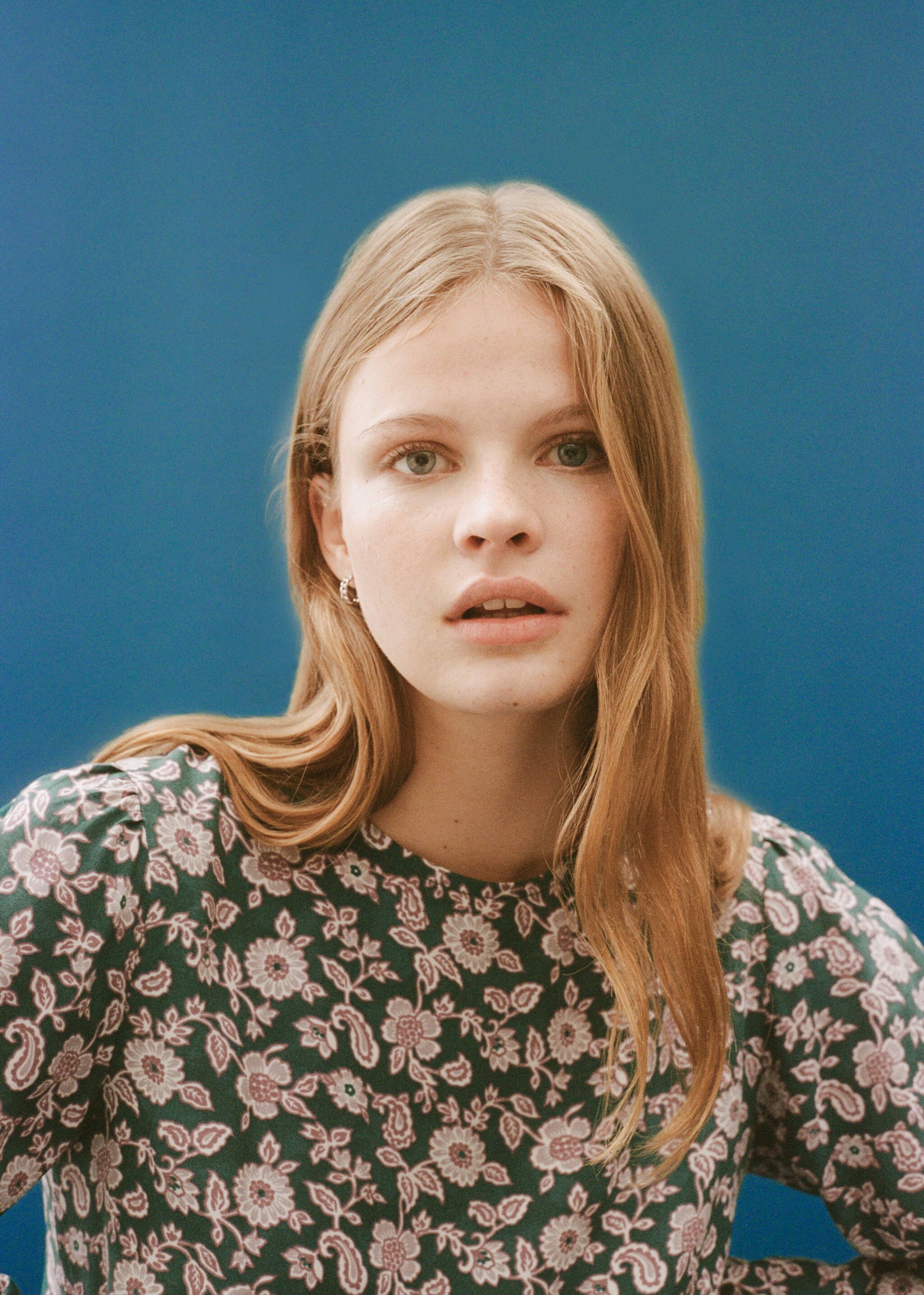Letter-print ruffled dress - Details of the article 6