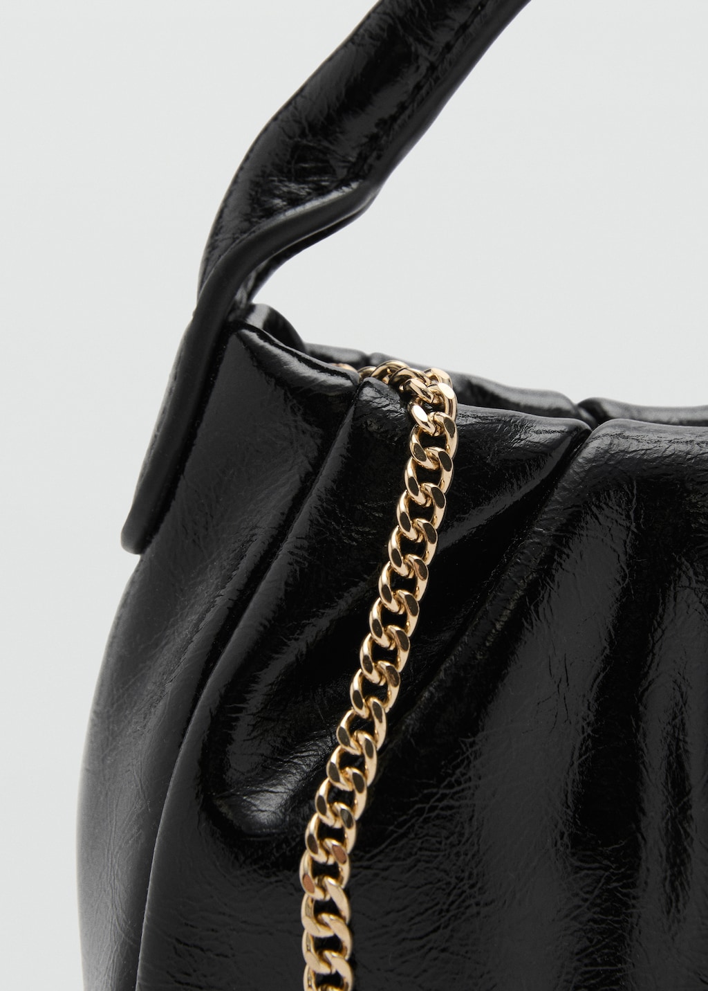 Quilted chain bag