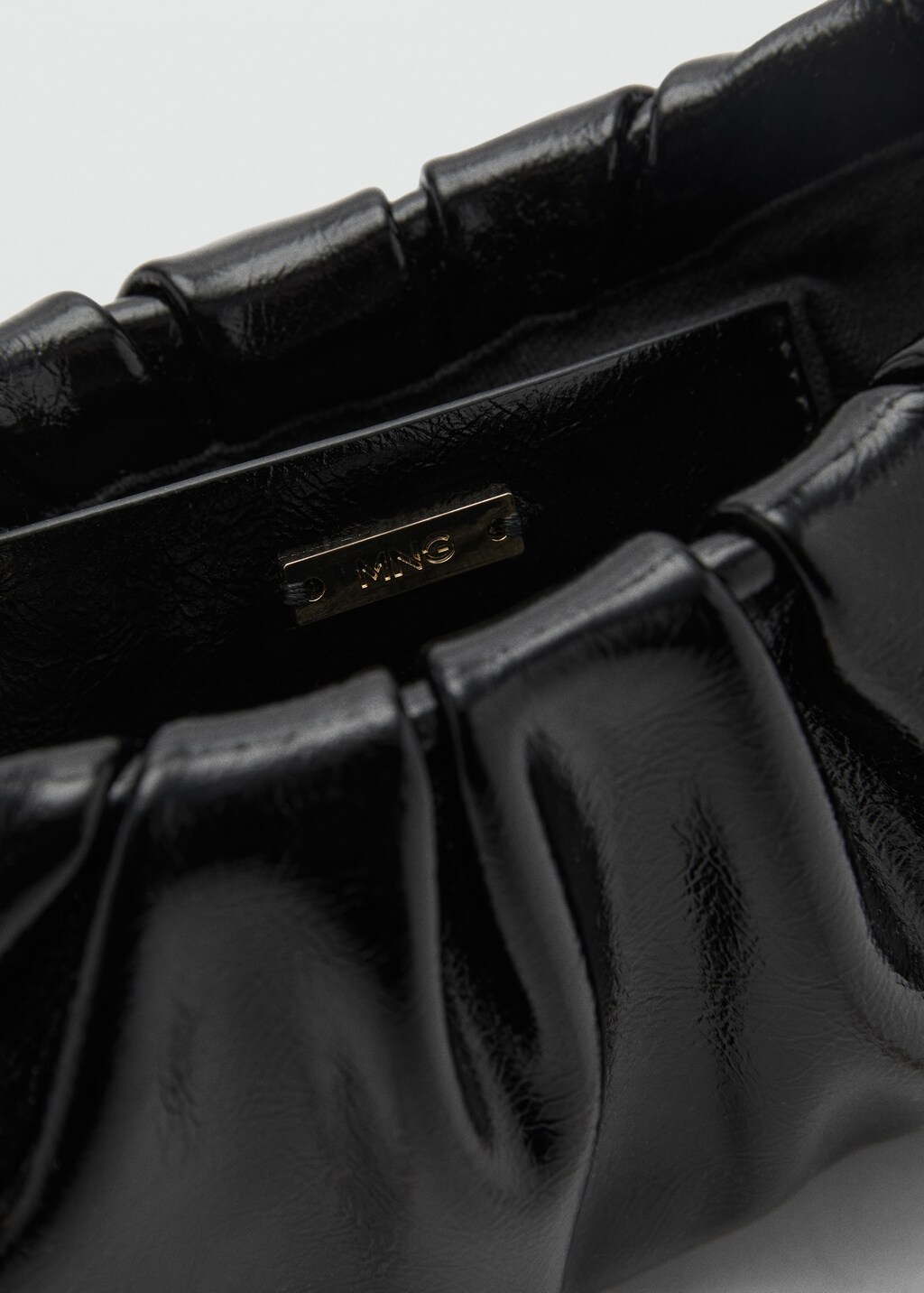 Quilted chain bag Women MANGO Ireland
