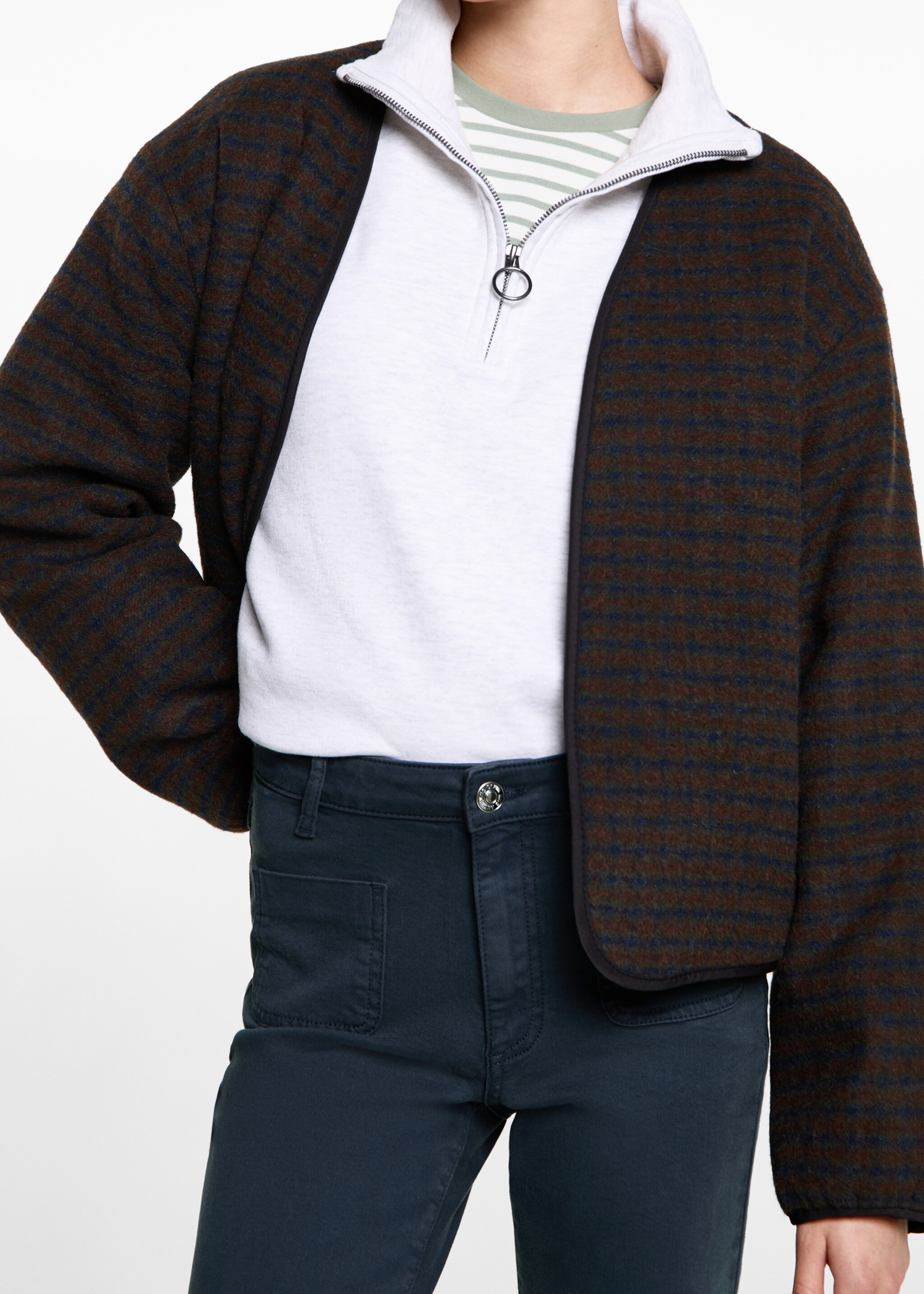 Flared jeans with pocket - Details of the article 6