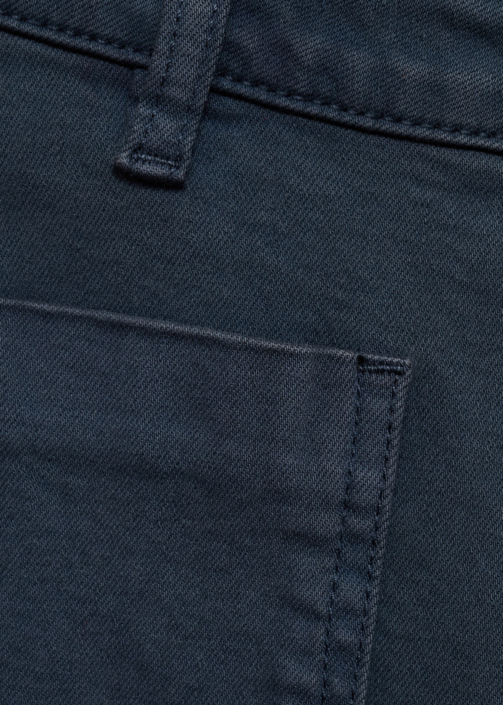 Flared jeans with pocket - Details of the article 8