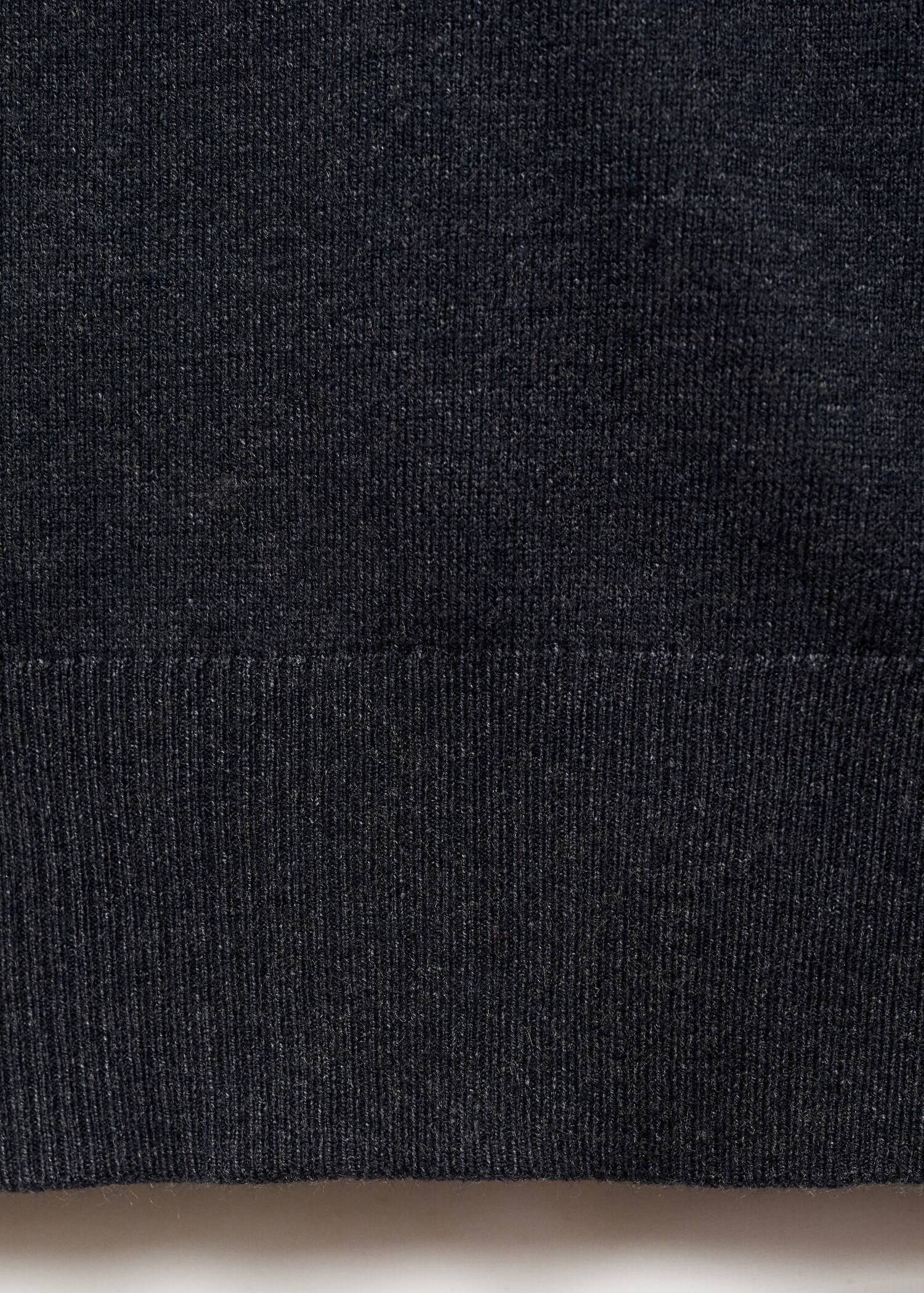 Round-neck knitted sweater - Details of the article 0