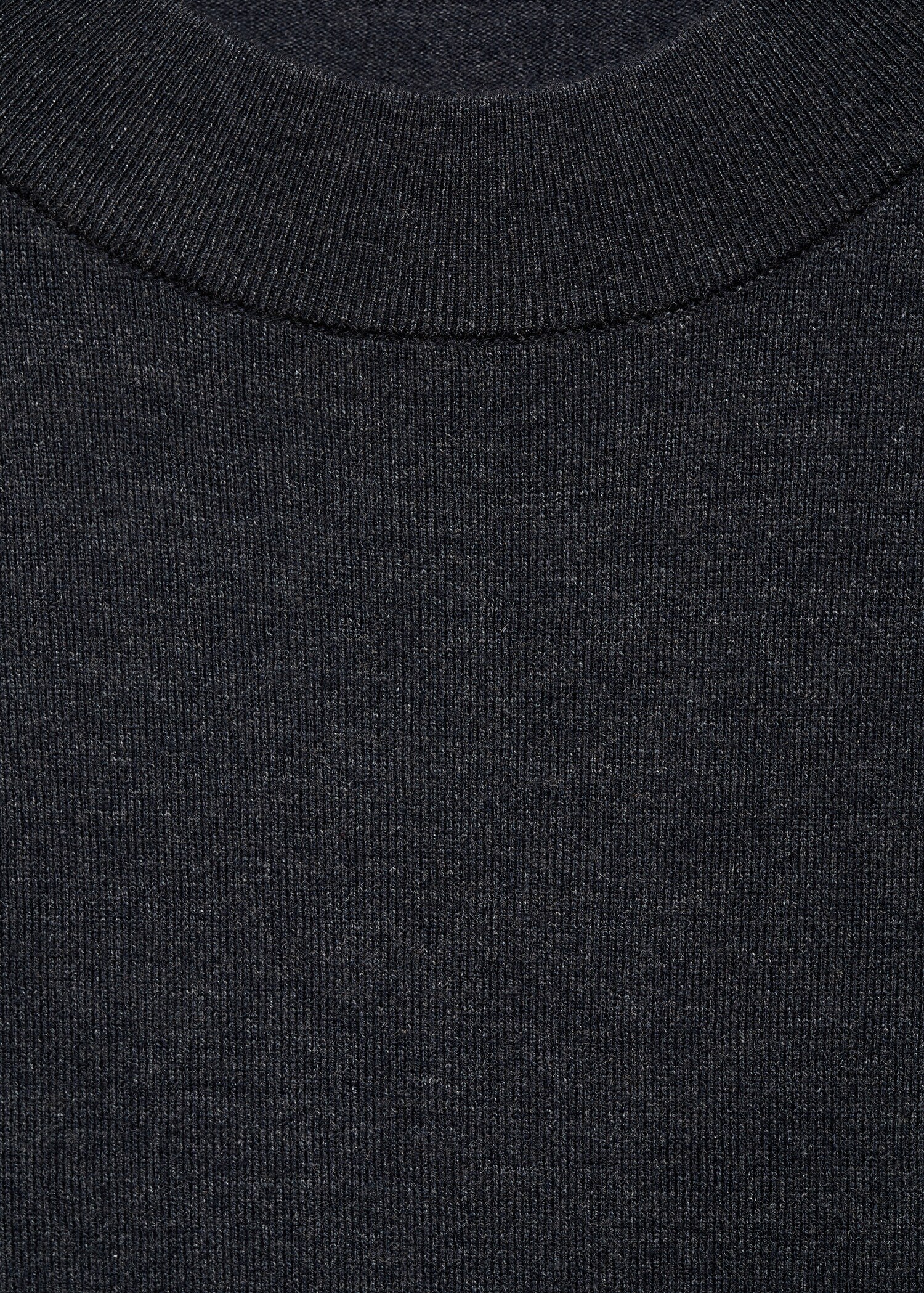 Round-neck knitted sweater - Details of the article 8