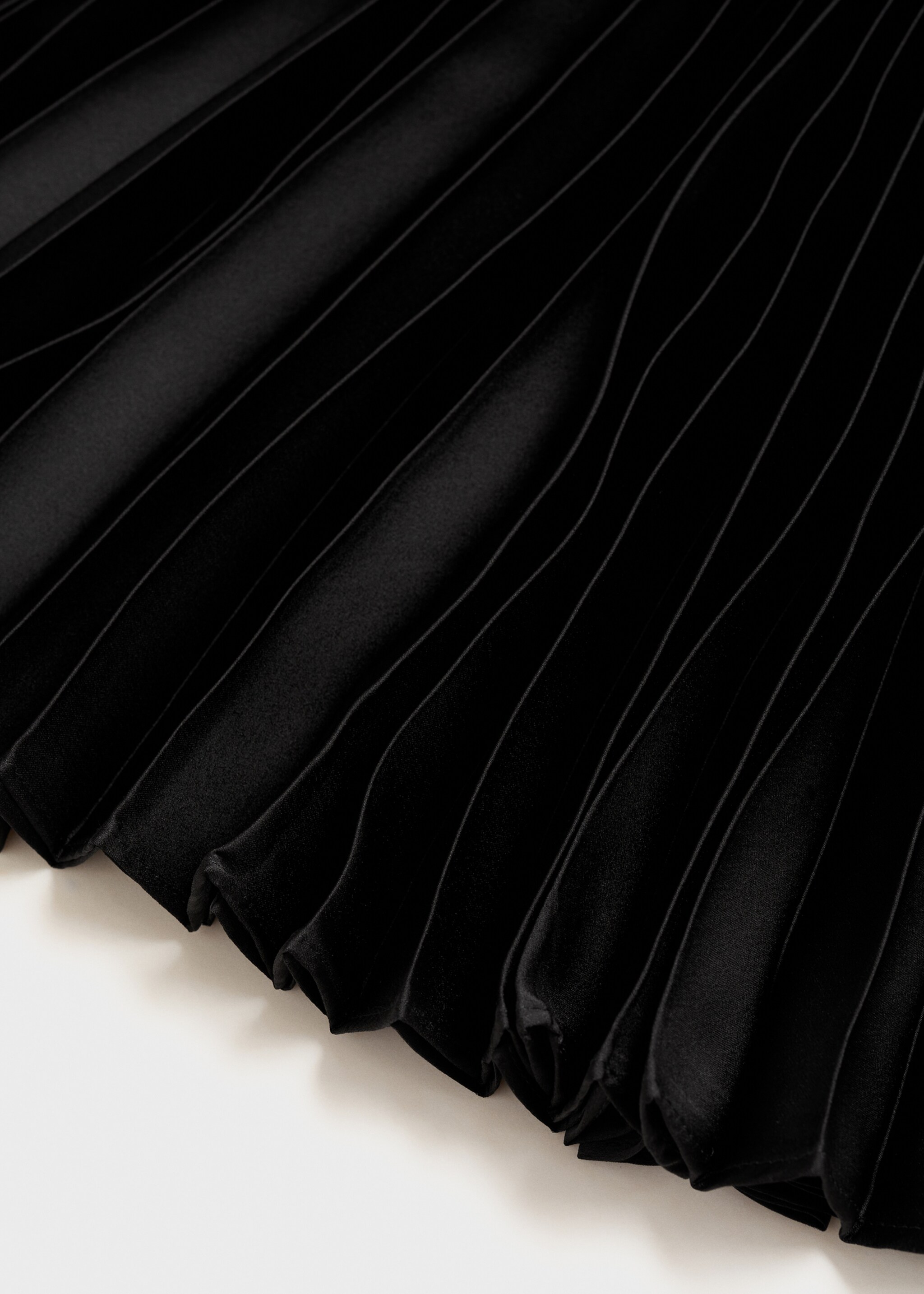 Straight pleated skirt - Details of the article 0