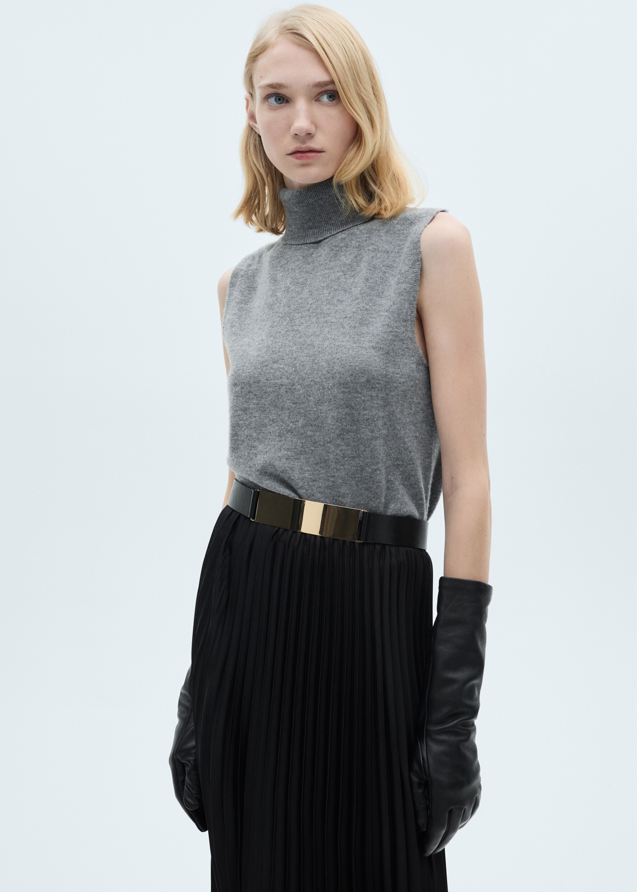 Straight pleated skirt - Details of the article 1