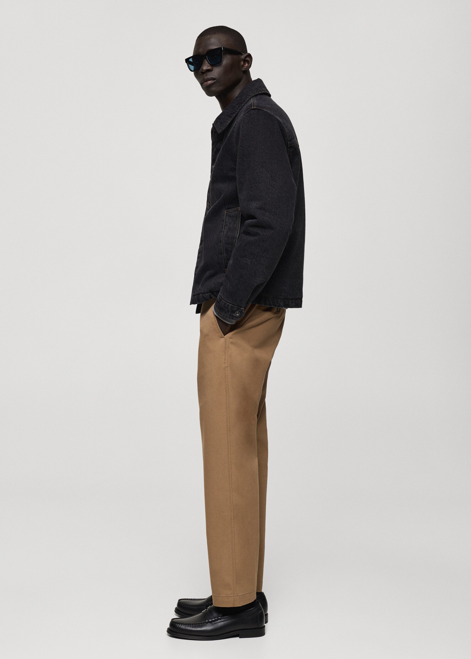 Regular fit cotton drawstring trousers - Details of the article 2