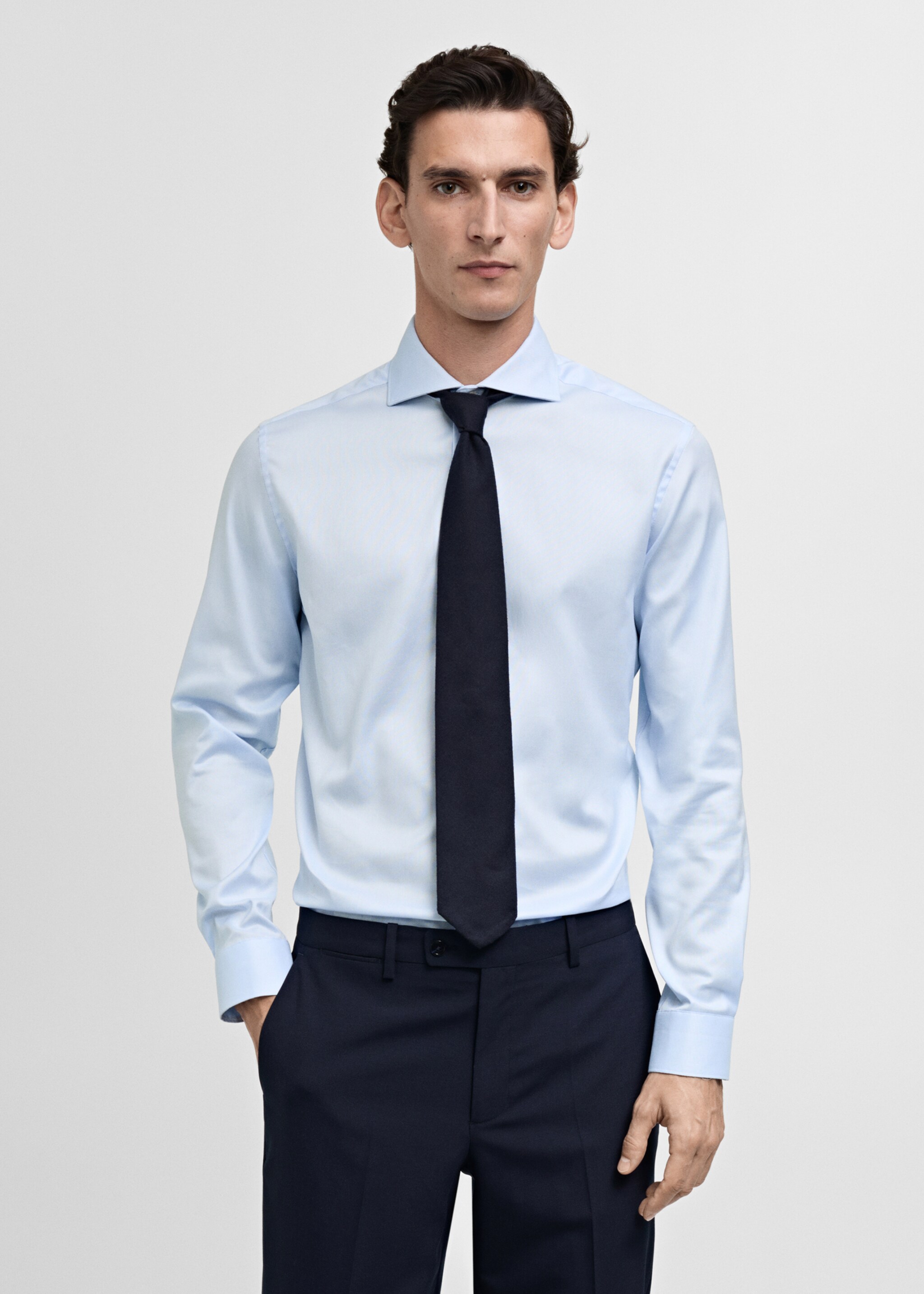 Camisa traje slim fit algodón popelín - Plano medio