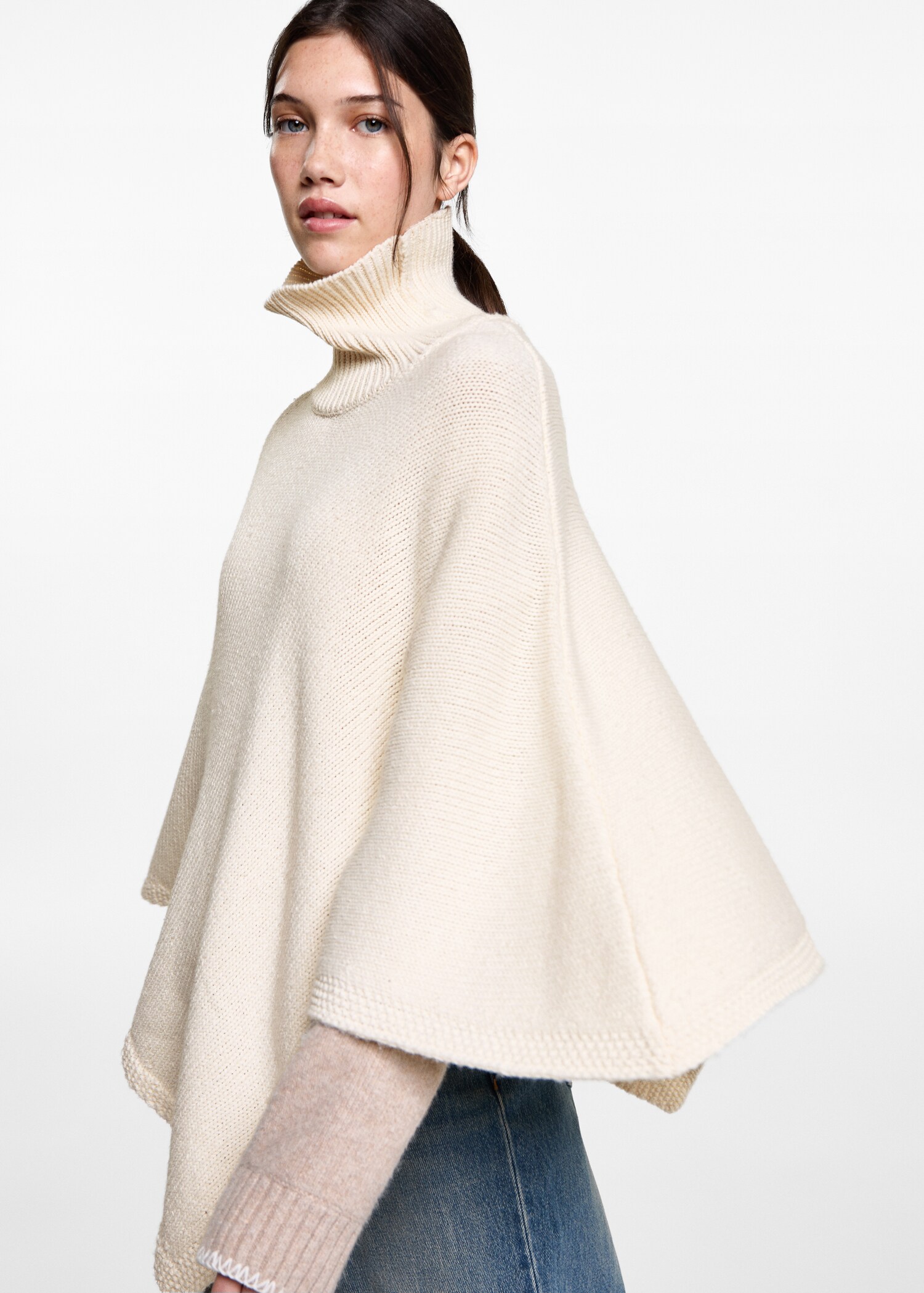 Poncho maille - Détail de l'article 1