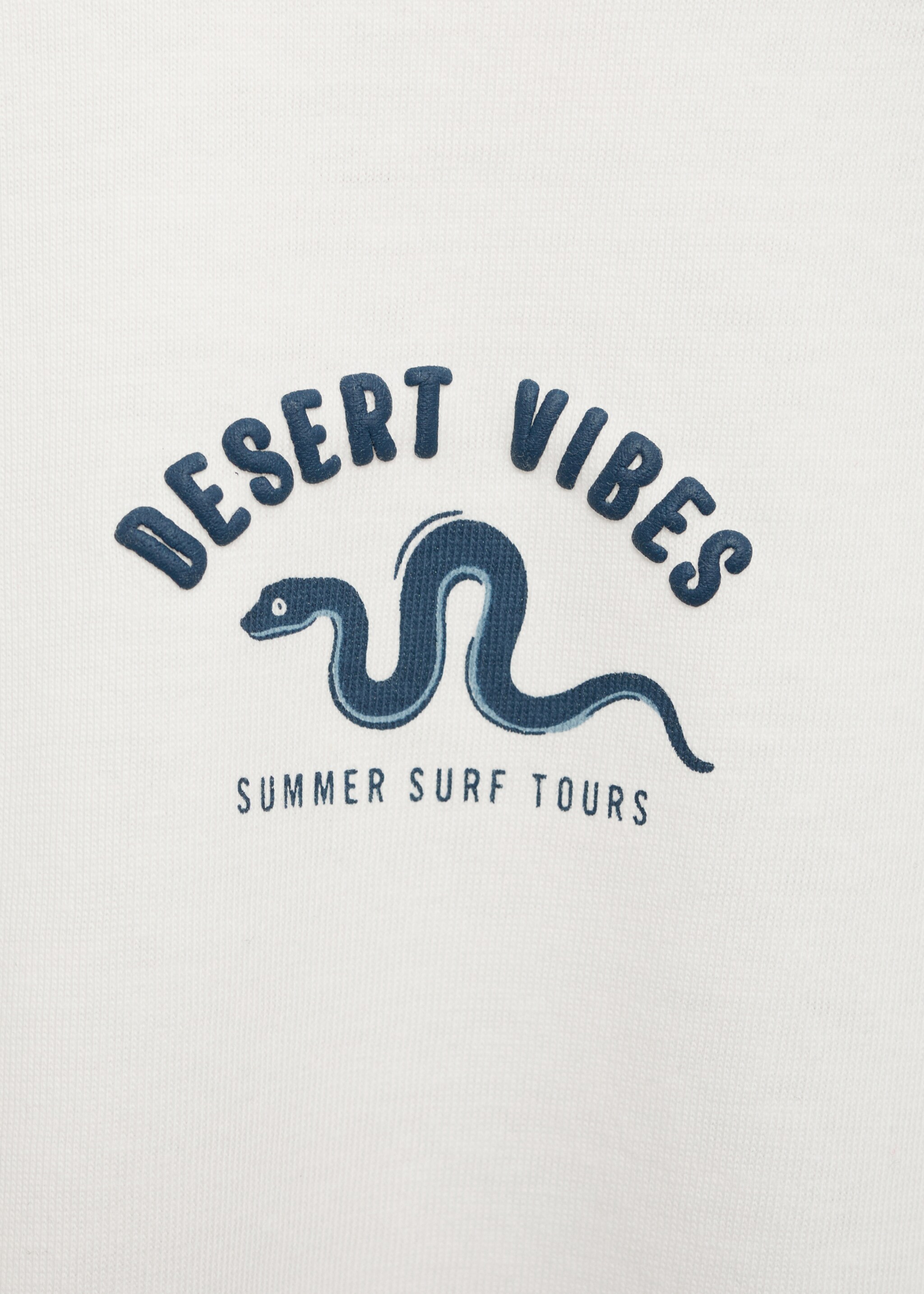 Short-sleeved printed t-shirt - Details of the article 8