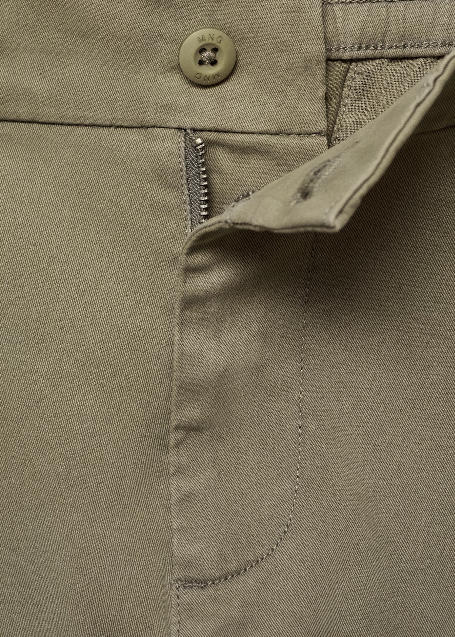 Straight-fit chino trousers - Details of the article 0