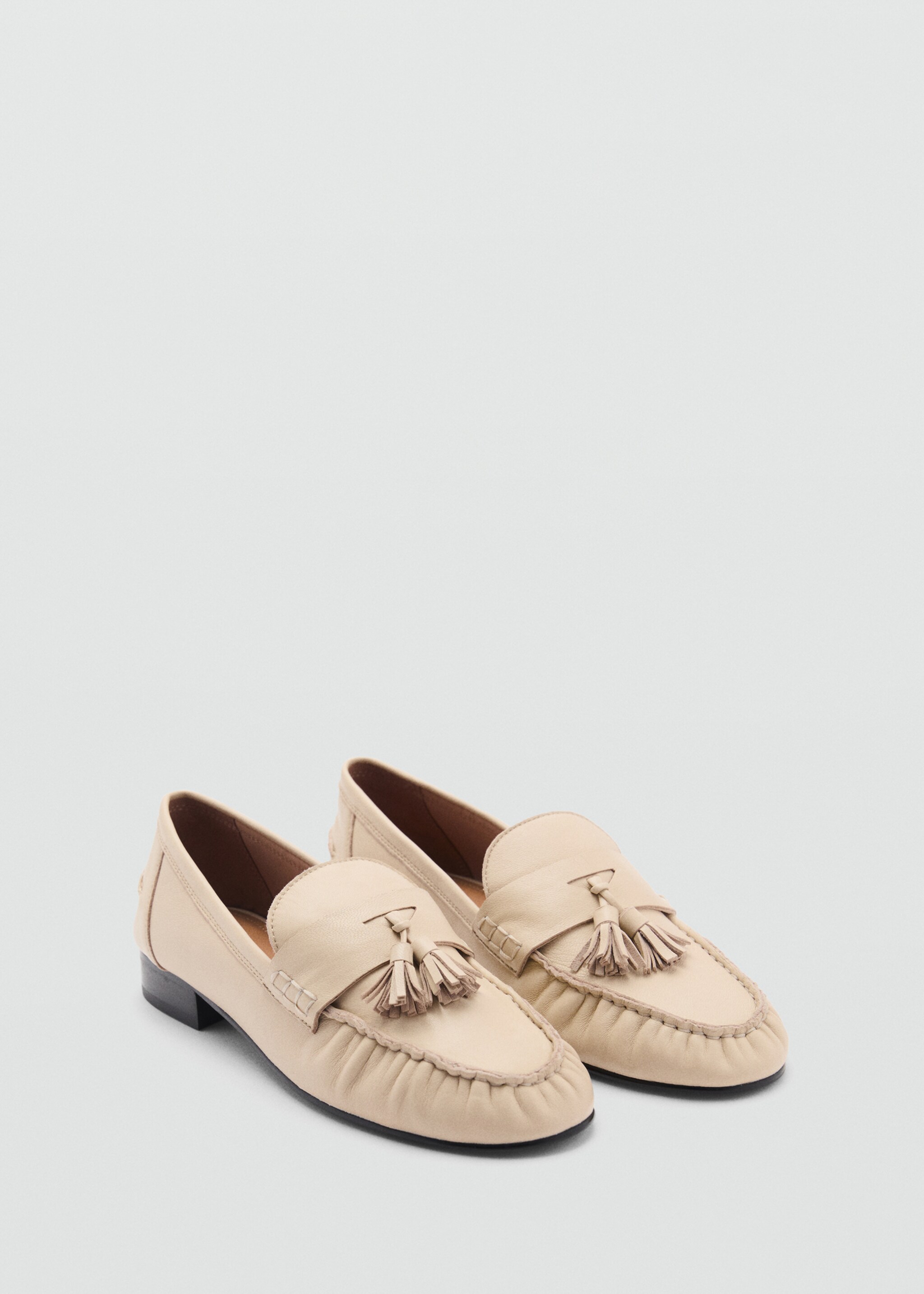 Leather moccasins with tassels - Medium plane