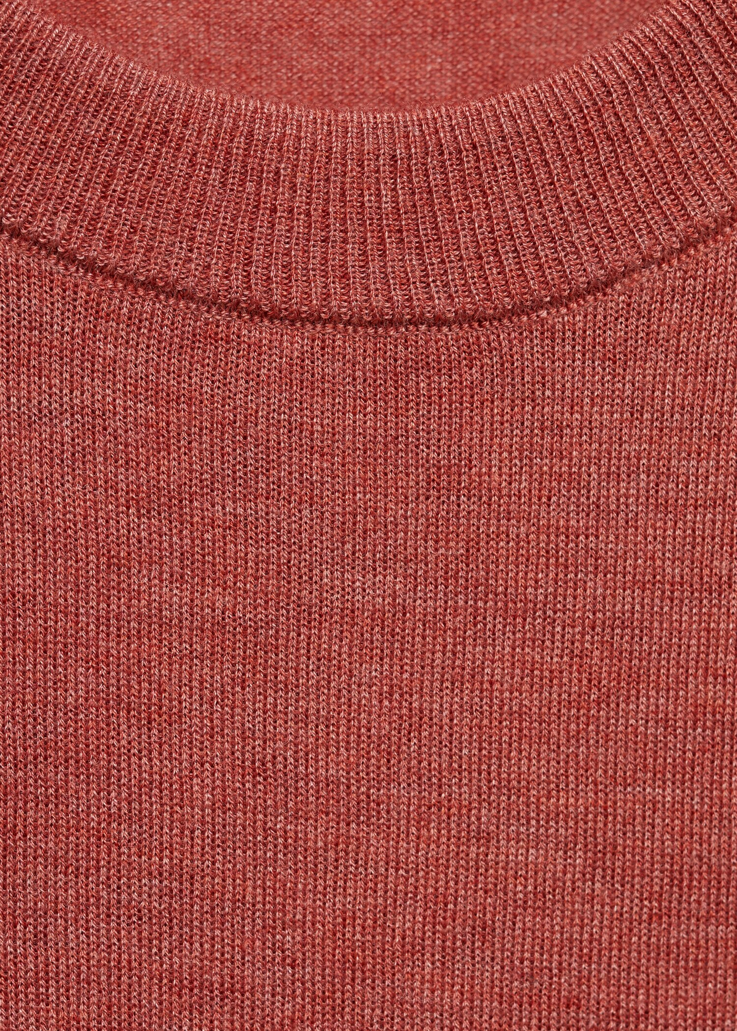 Round-neck knitted sweater - Details of the article 8