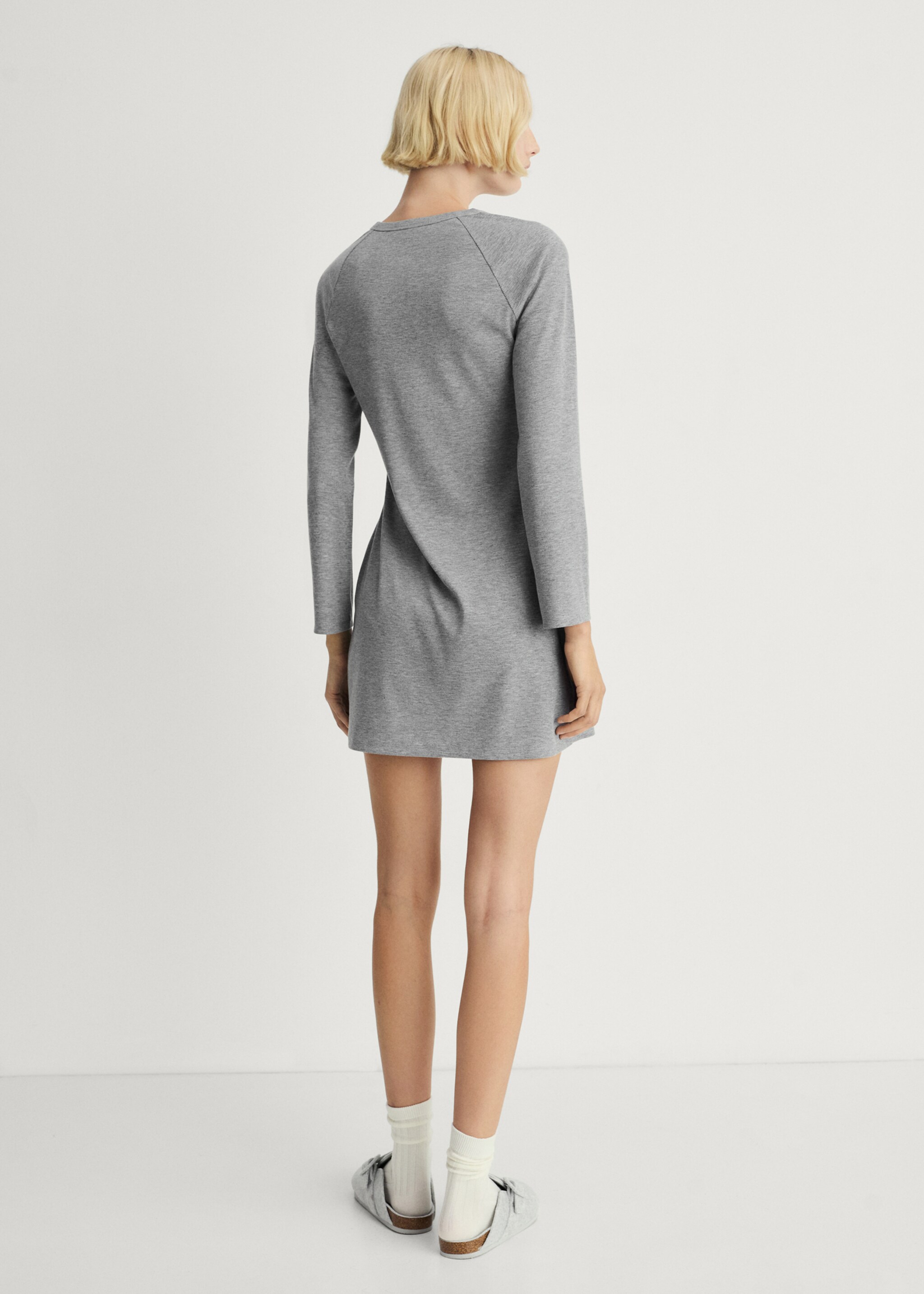 Rib-knit nightgown - Reverse of the article